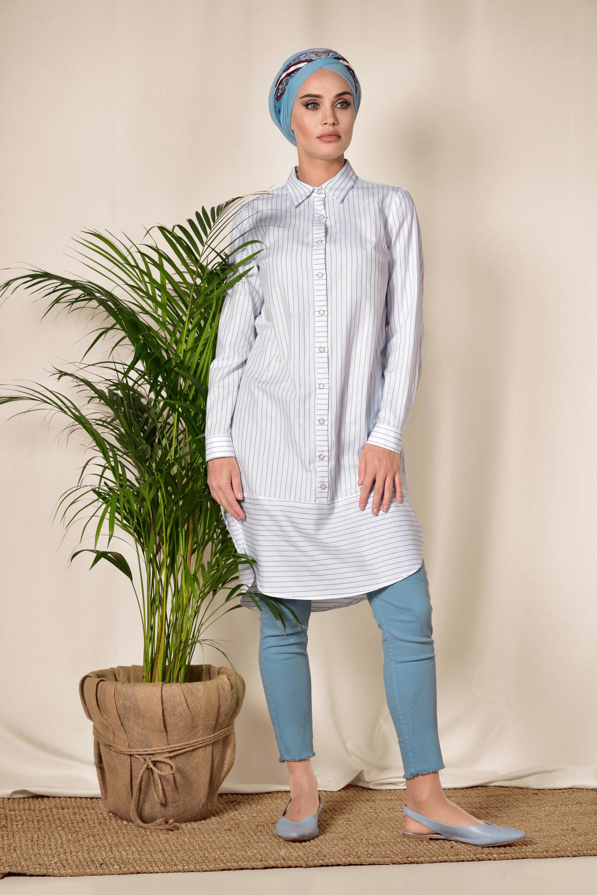 Tesettür giyim EKRU ÇİZGİ DESENLİ DÜĞMELİ TUNİK 4979 