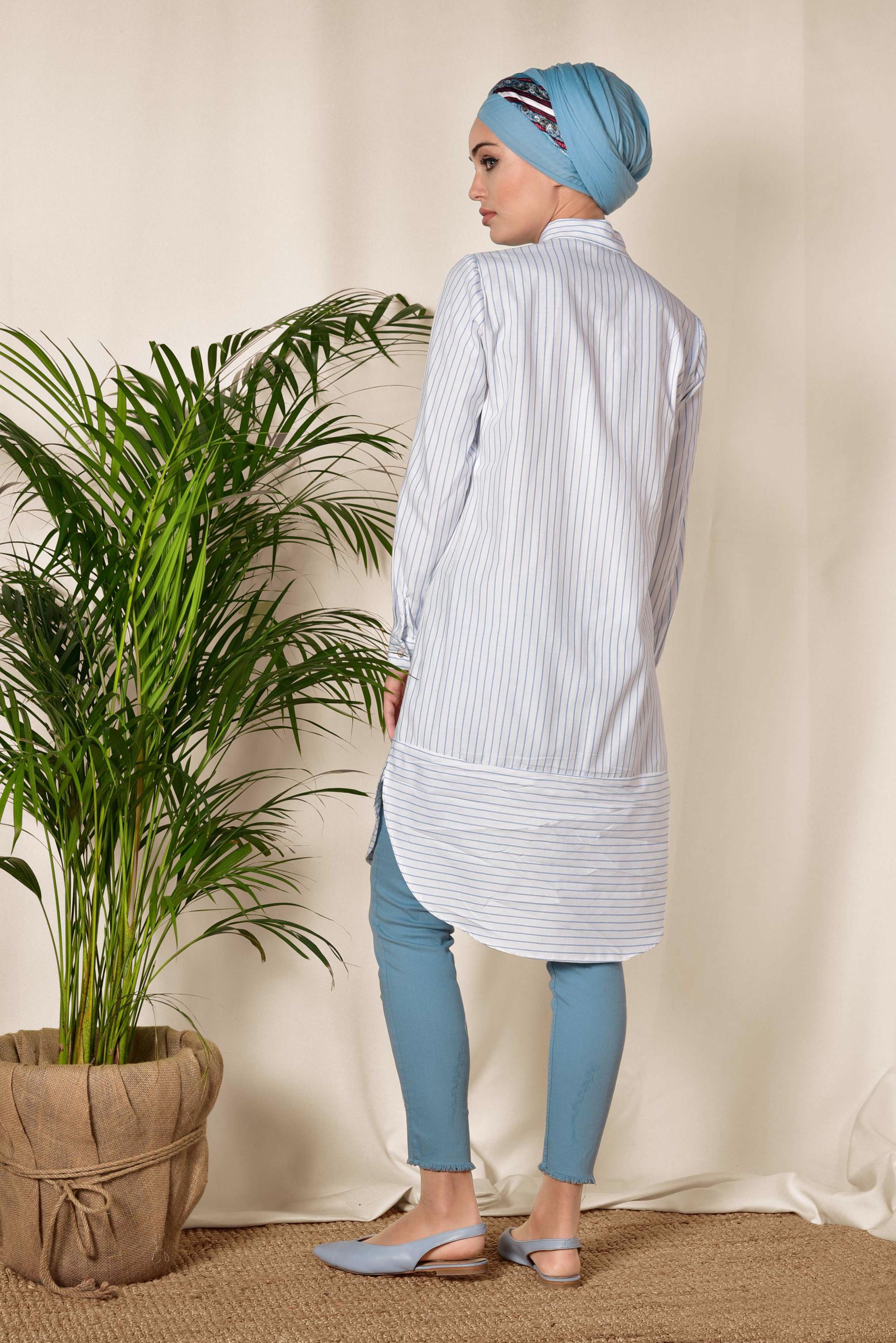 Tesettür giyim EKRU ÇİZGİ DESENLİ DÜĞMELİ TUNİK 4979 