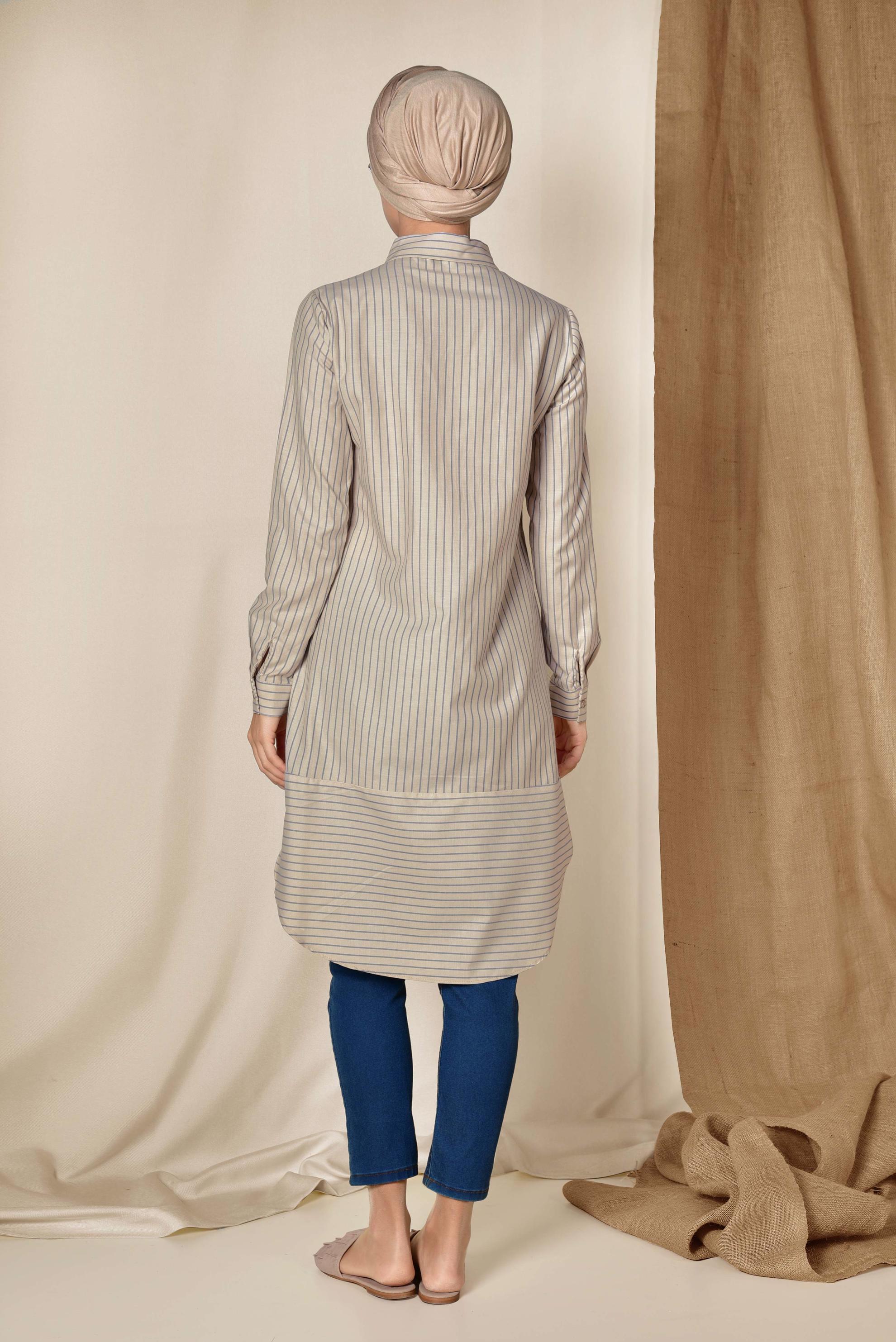 Tesettür giyim BEJ ÇİZGİ DESENLİ DÜĞMELİ TUNİK 4979 