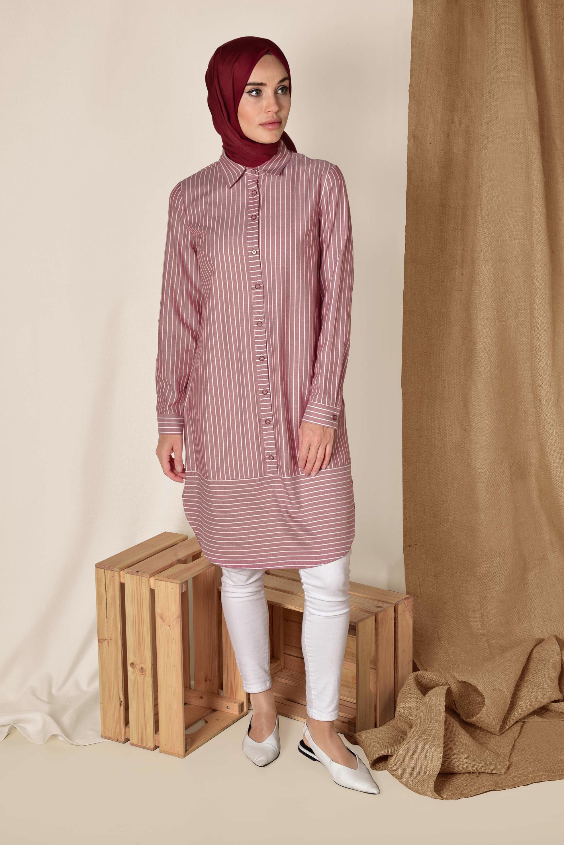 Tesettür giyim KIRMIZI ÇİZGİ DESENLİ DÜĞMELİ TUNİK 4979 