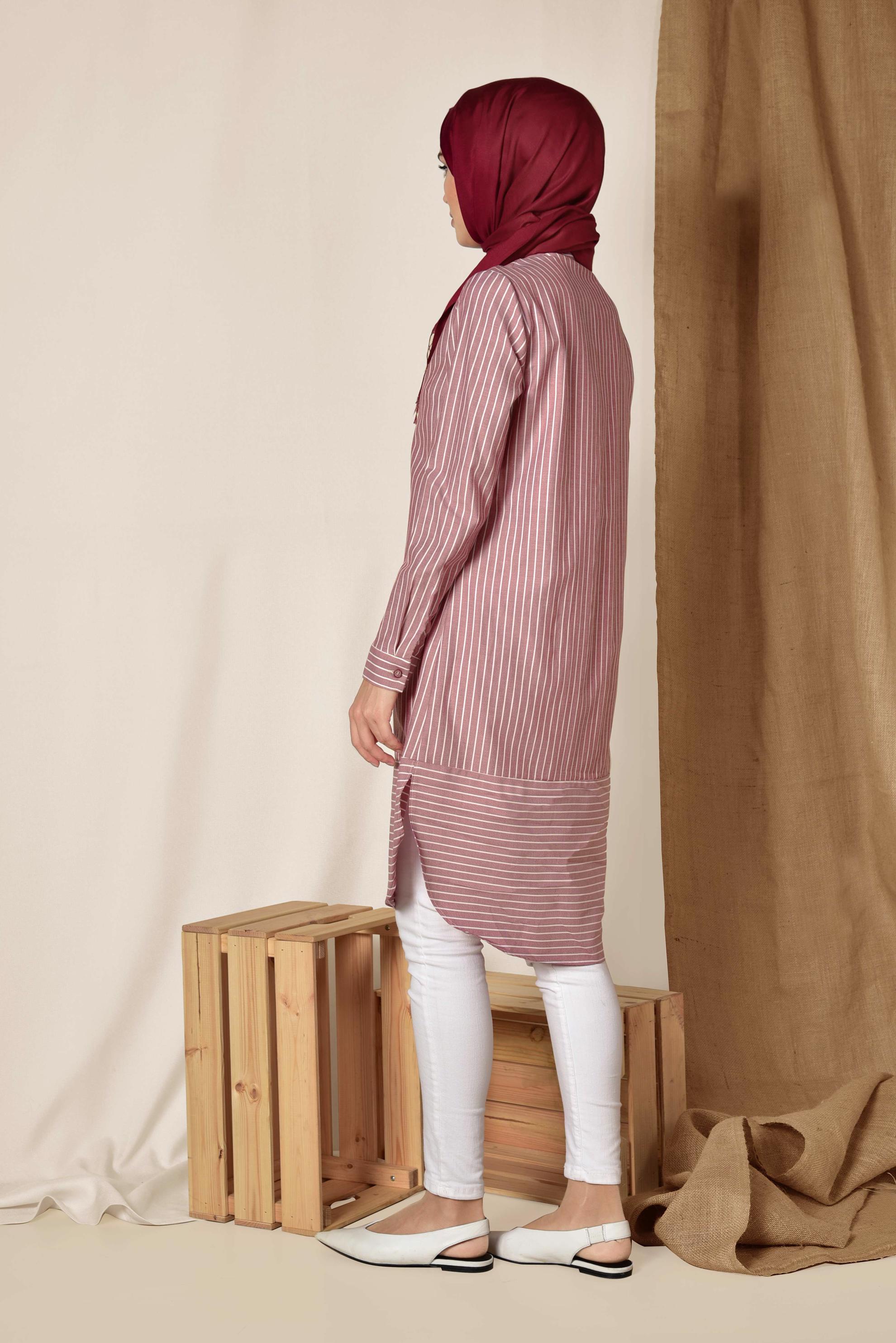 Tesettür giyim KIRMIZI ÇİZGİ DESENLİ DÜĞMELİ TUNİK 4979 