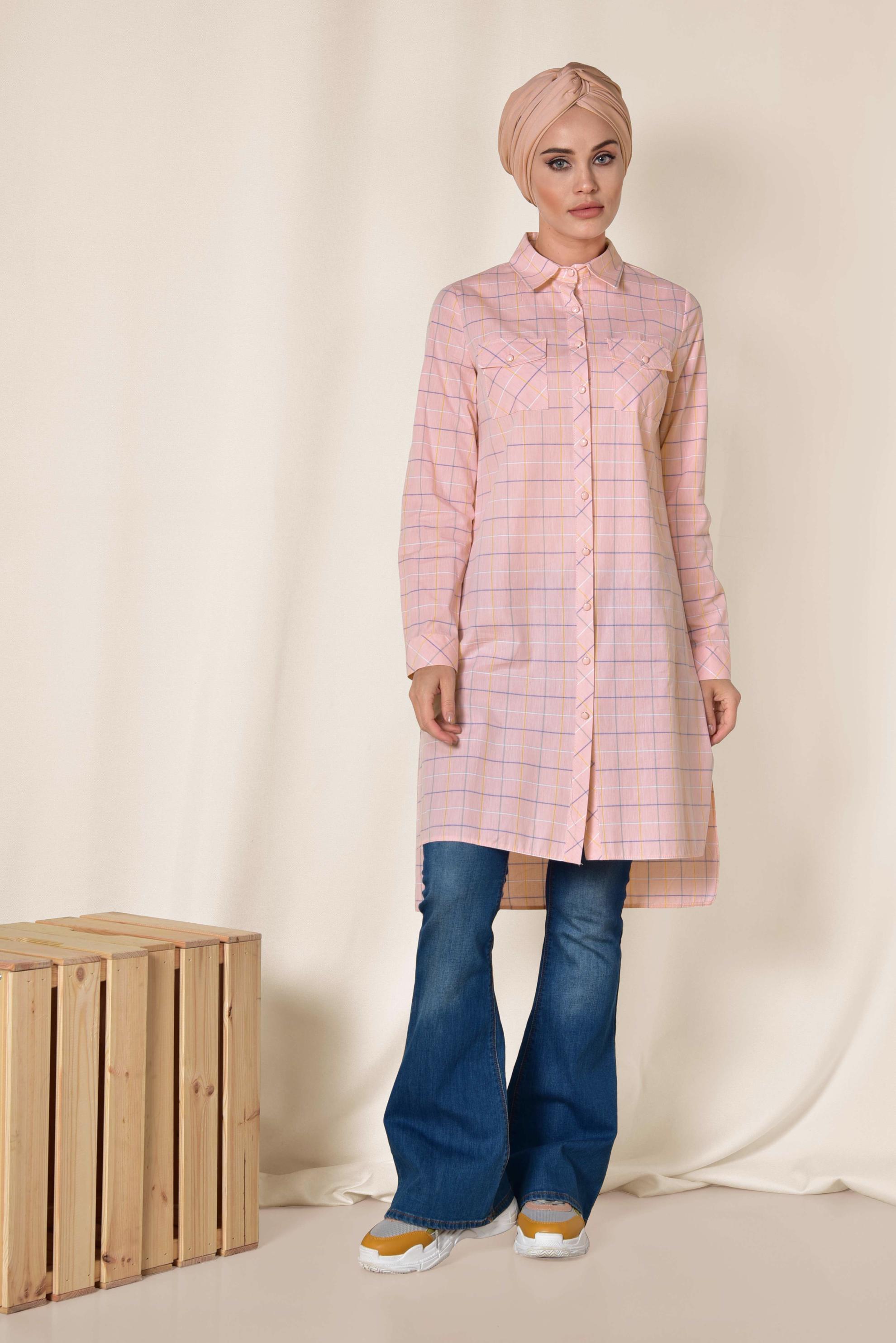 Tesettür giyim PEMBE KARE DESENLİ DÜĞMELİ TUNİK 4980
