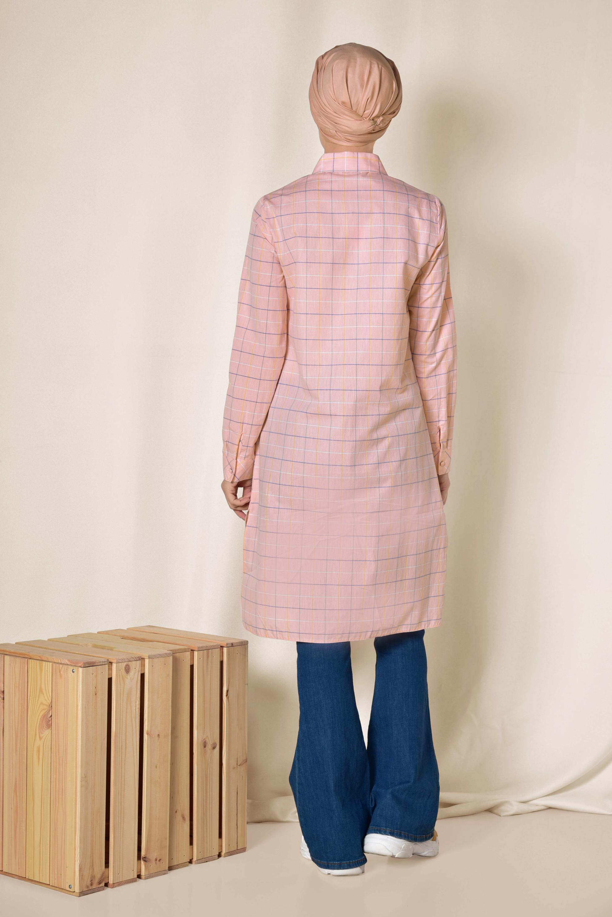 Tesettür giyim PEMBE KARE DESENLİ DÜĞMELİ TUNİK 4980