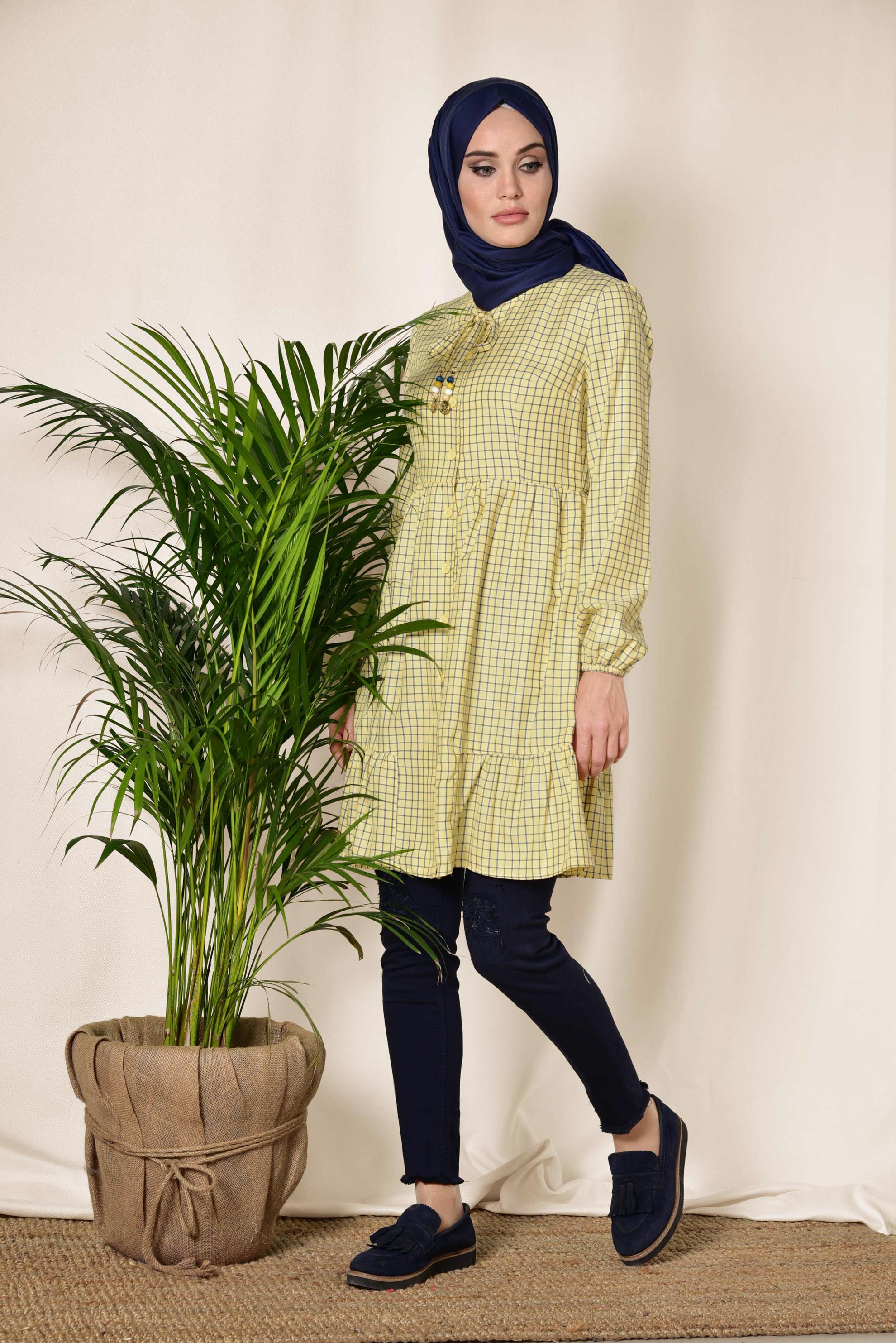 Tesettür giyim SARI KARE DESENLİ BOYNU BAĞCIKLI BALON KOL TUNİK 4982