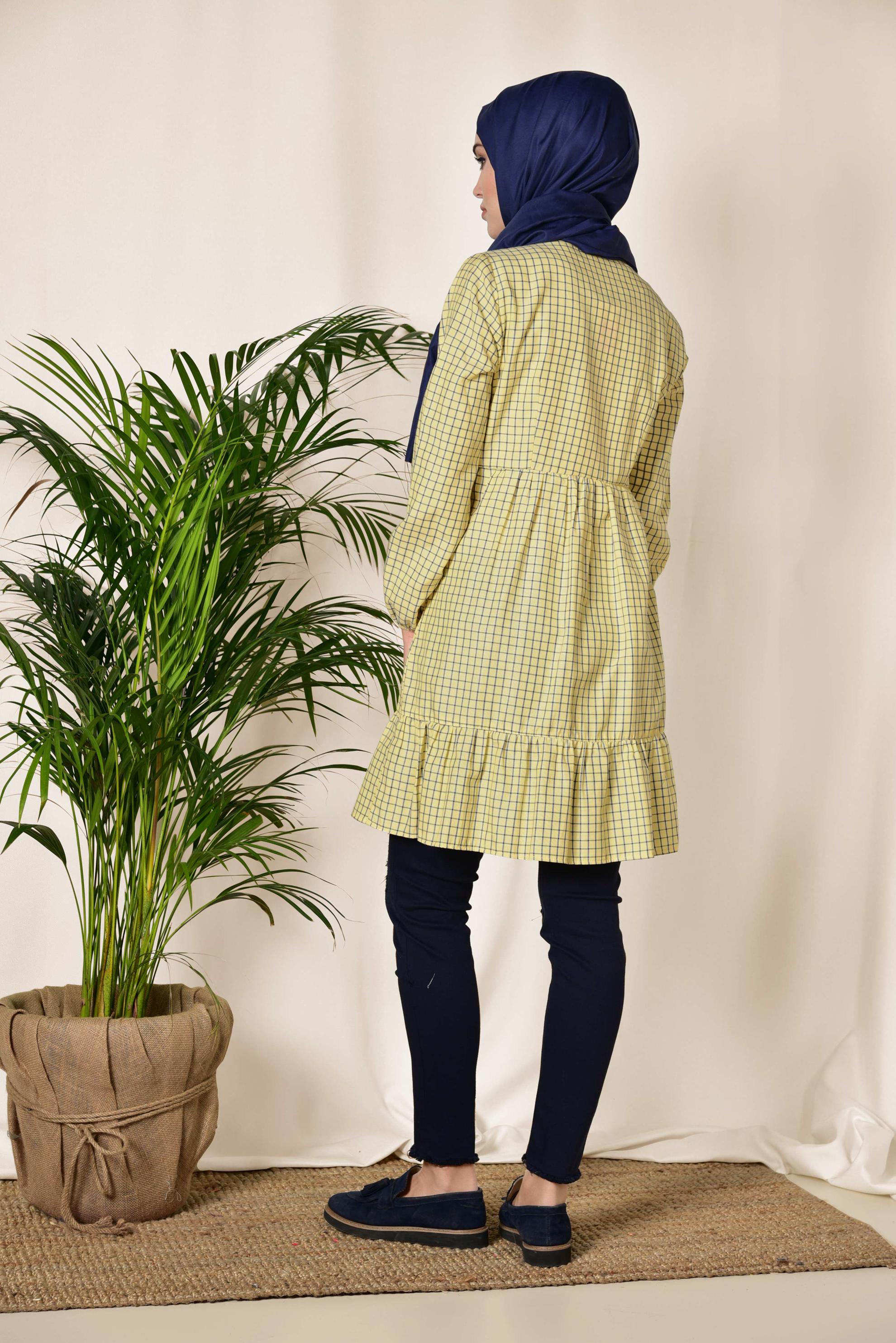 Tesettür giyim SARI KARE DESENLİ BOYNU BAĞCIKLI BALON KOL TUNİK 4982