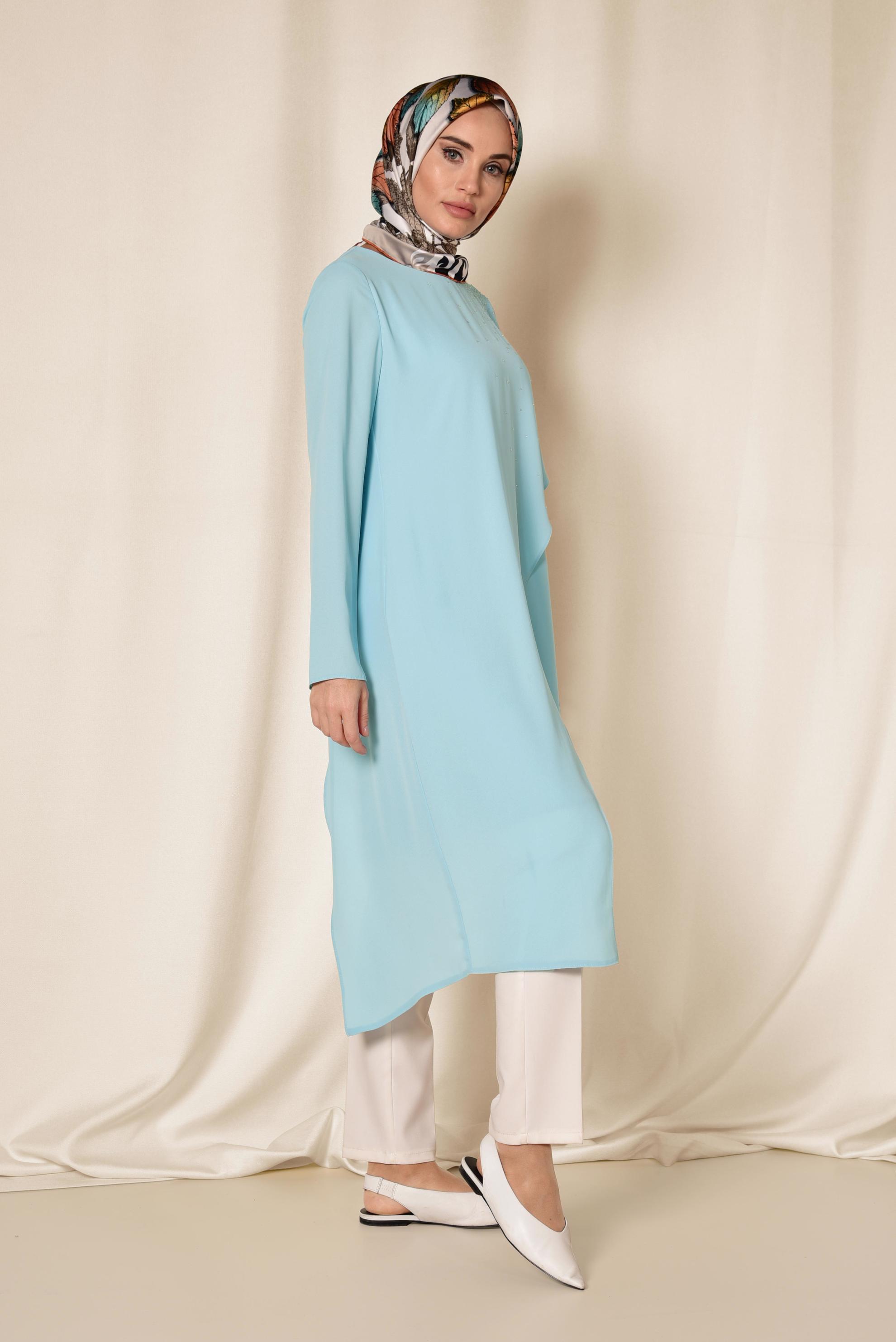 Tesettür giyim MAVİ TAŞ DETAYLI VOLANLI ASİMETRİK TUNİK 4990