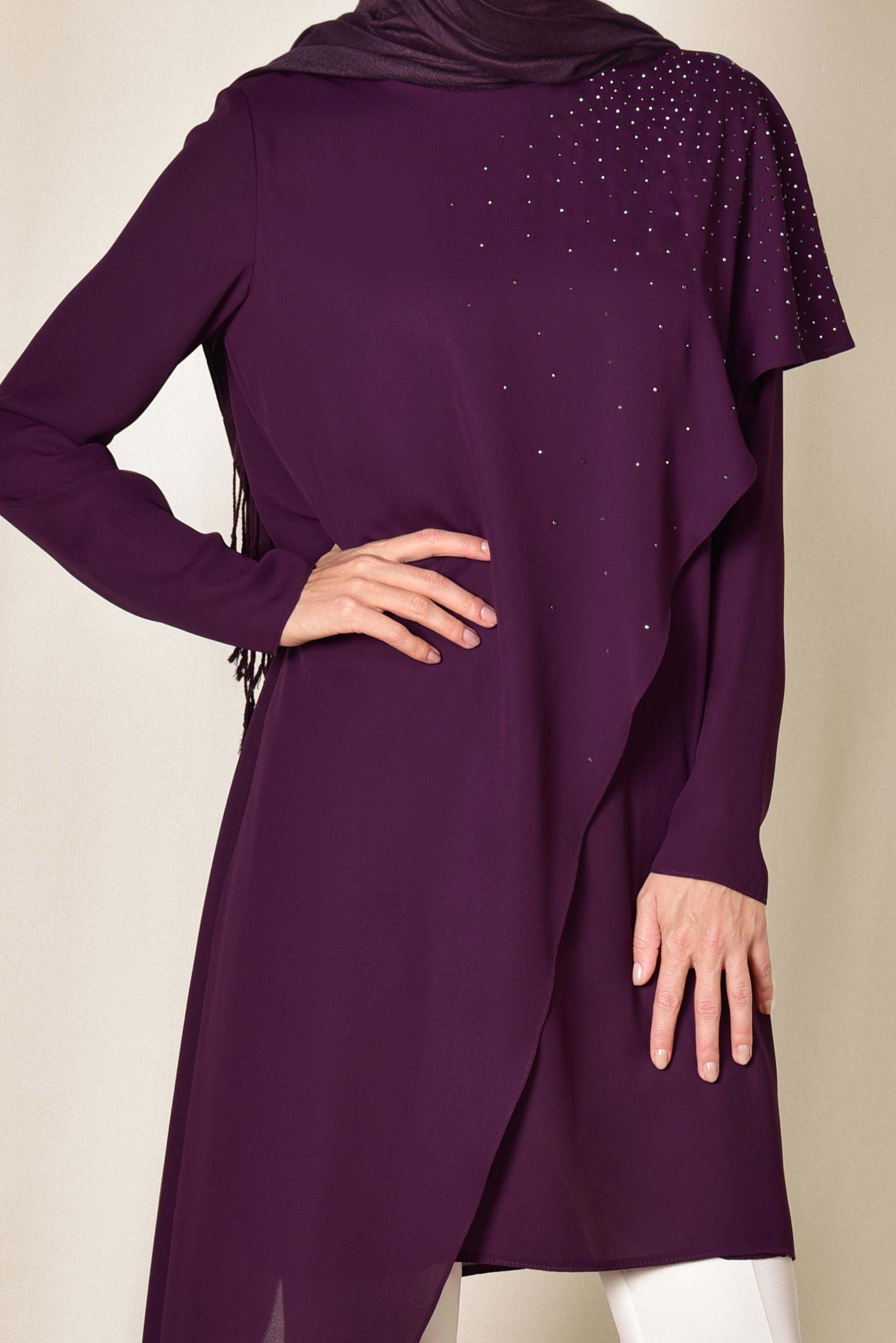 Tesettür giyim MÜRDÜM TAŞ DETAYLI VOLANLI ASİMETRİK TUNİK 4990