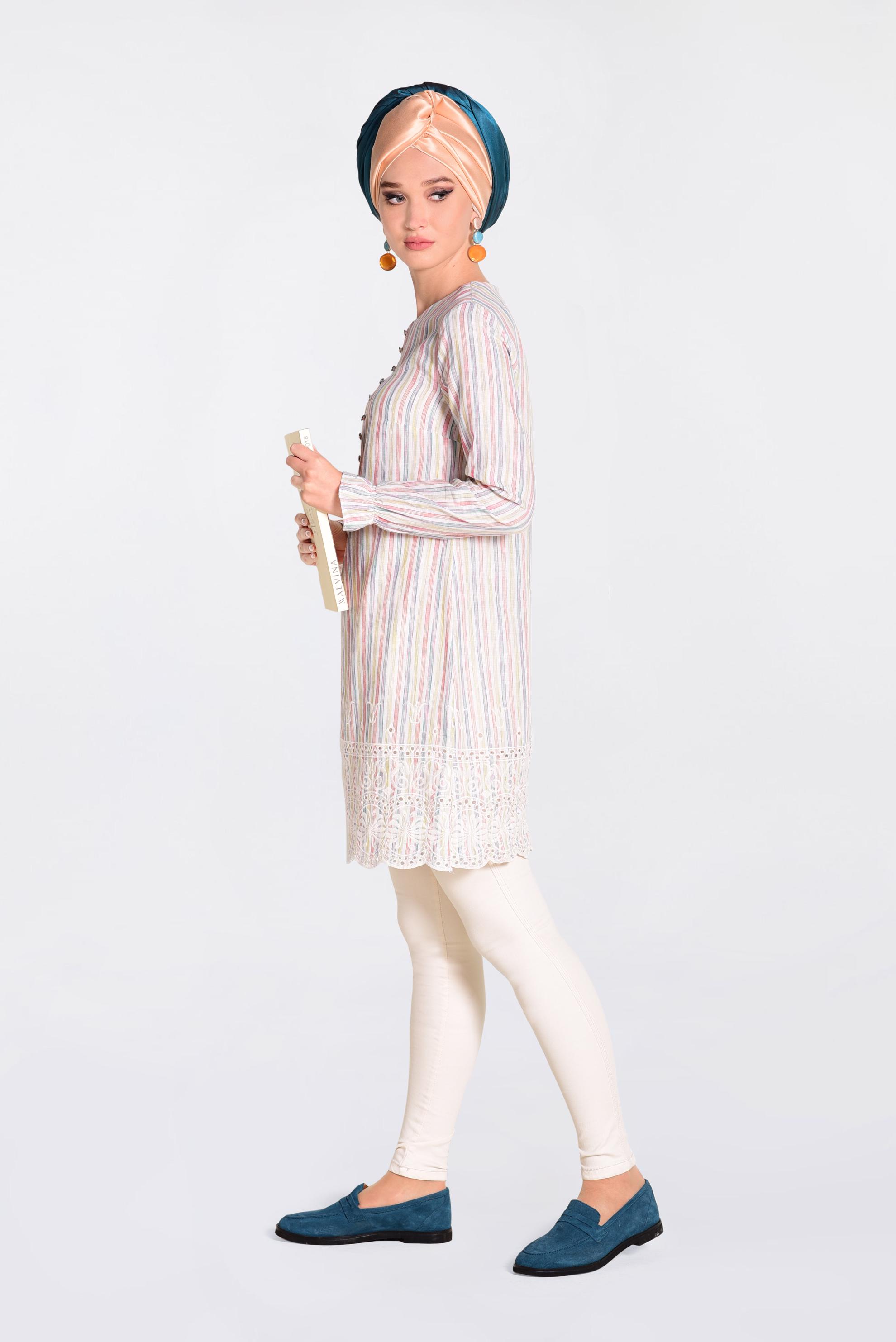 Tesettür giyim BEJ ETEK UCU DELİKLİ BİSİKLET YAKA TUNİK 4367-1