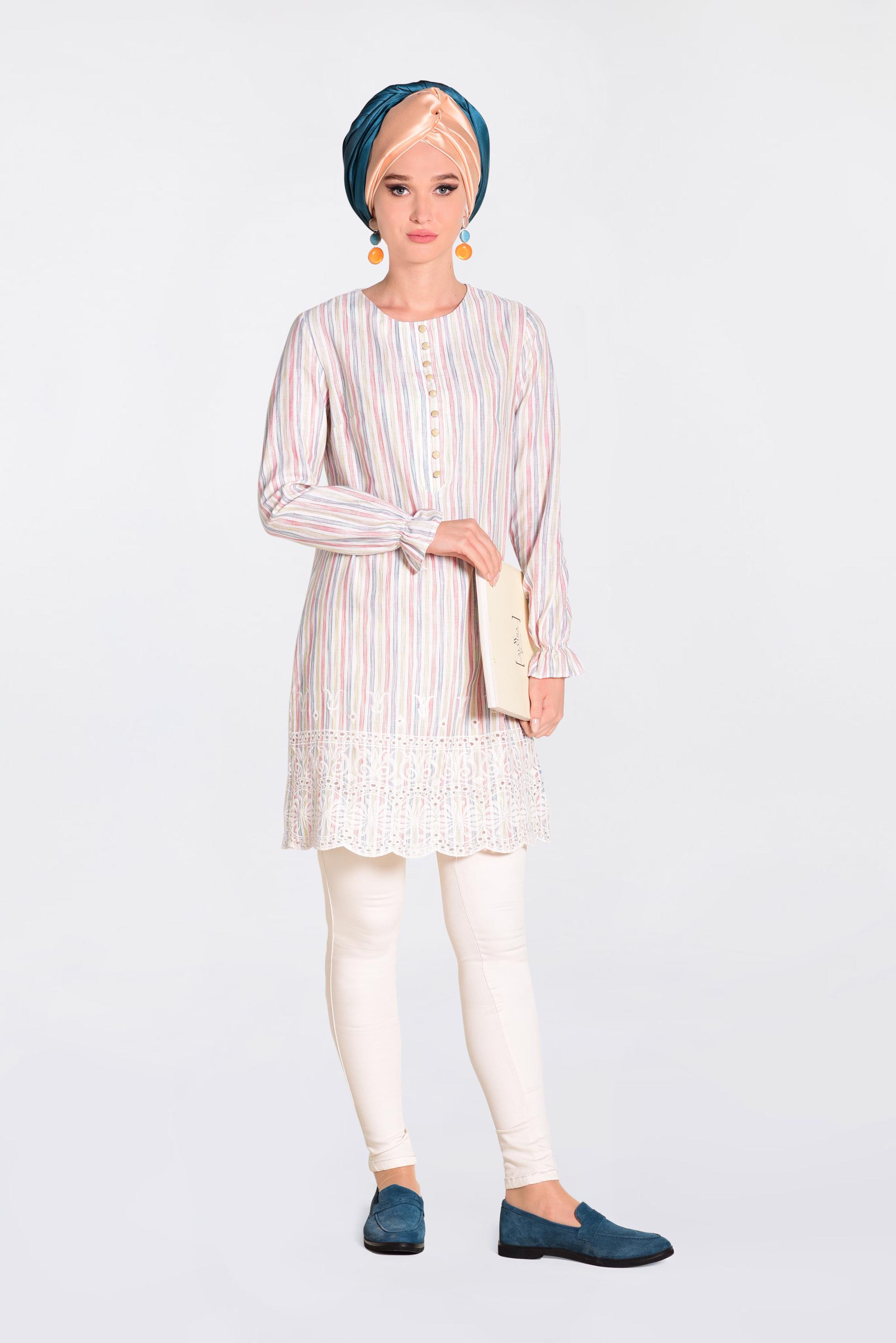 Tesettür giyim BEJ ETEK UCU DELİKLİ BİSİKLET YAKA TUNİK 4367-1