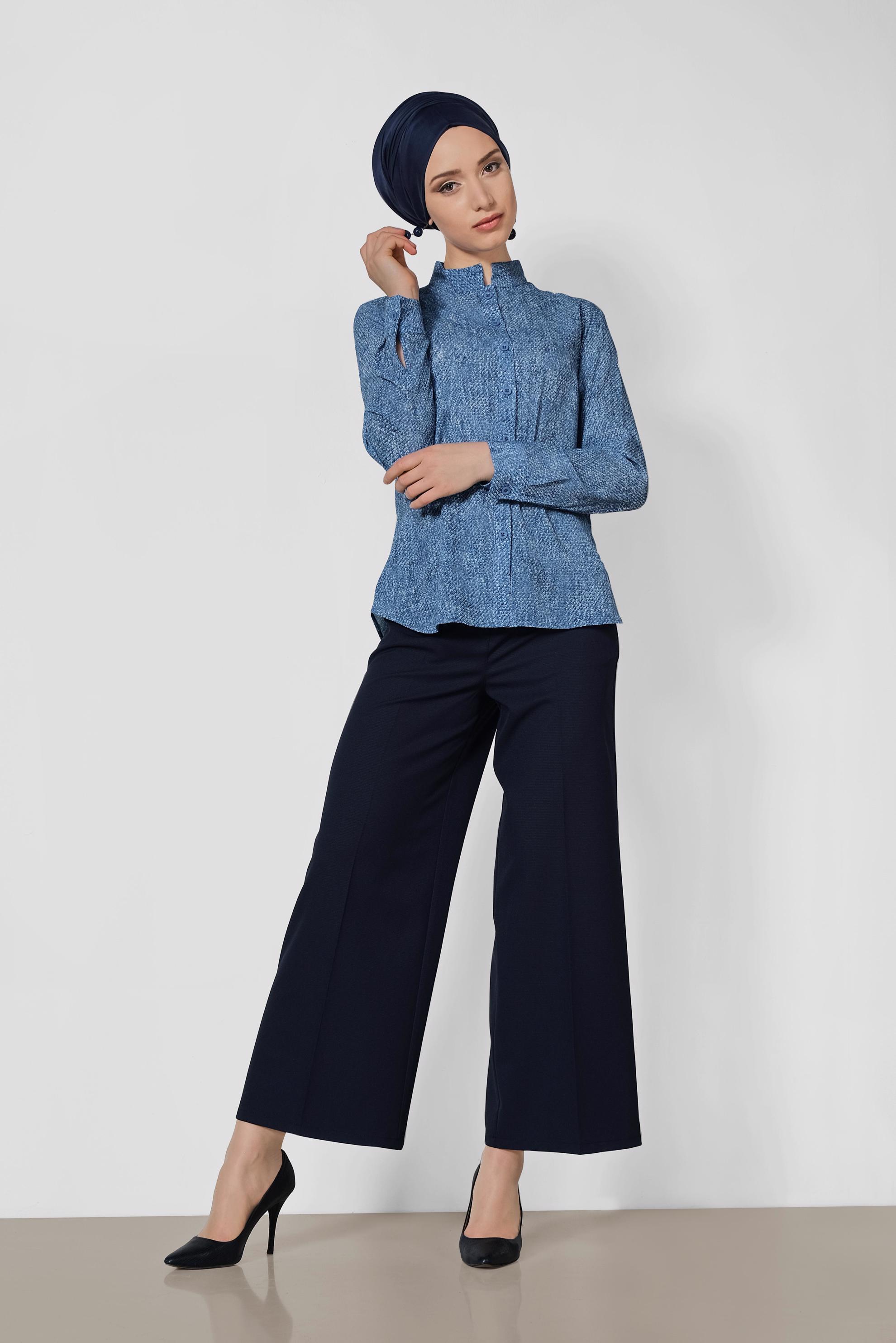 Tesettür giyim MAVİ HAKİM YAKA DÜĞMELİ BLUZ 4983-1