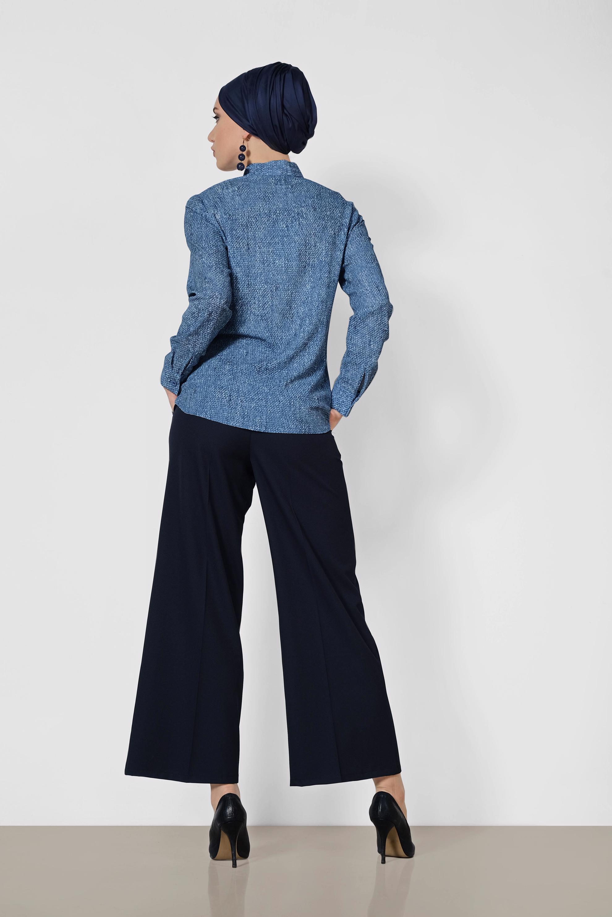 Tesettür giyim MAVİ HAKİM YAKA DÜĞMELİ BLUZ 4983-1