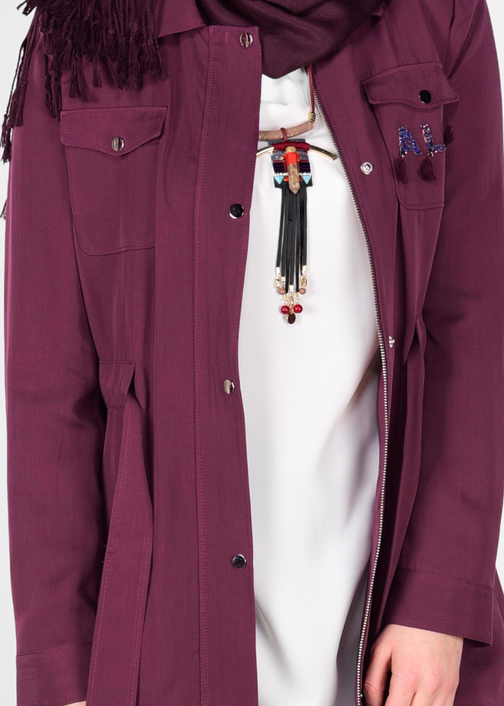 Tesettür giyim MÜRDÜM ETEK UCU VOLANLI BELİ BÜZGÜLÜ TRENÇKOT 1201