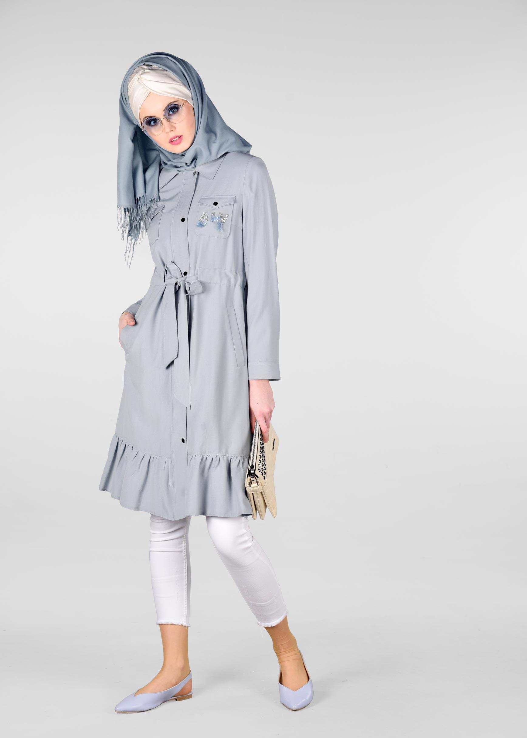 Tesettür giyim MAVİ ETEK UCU VOLANLI BELİ BÜZGÜLÜ TRENÇKOT 1201