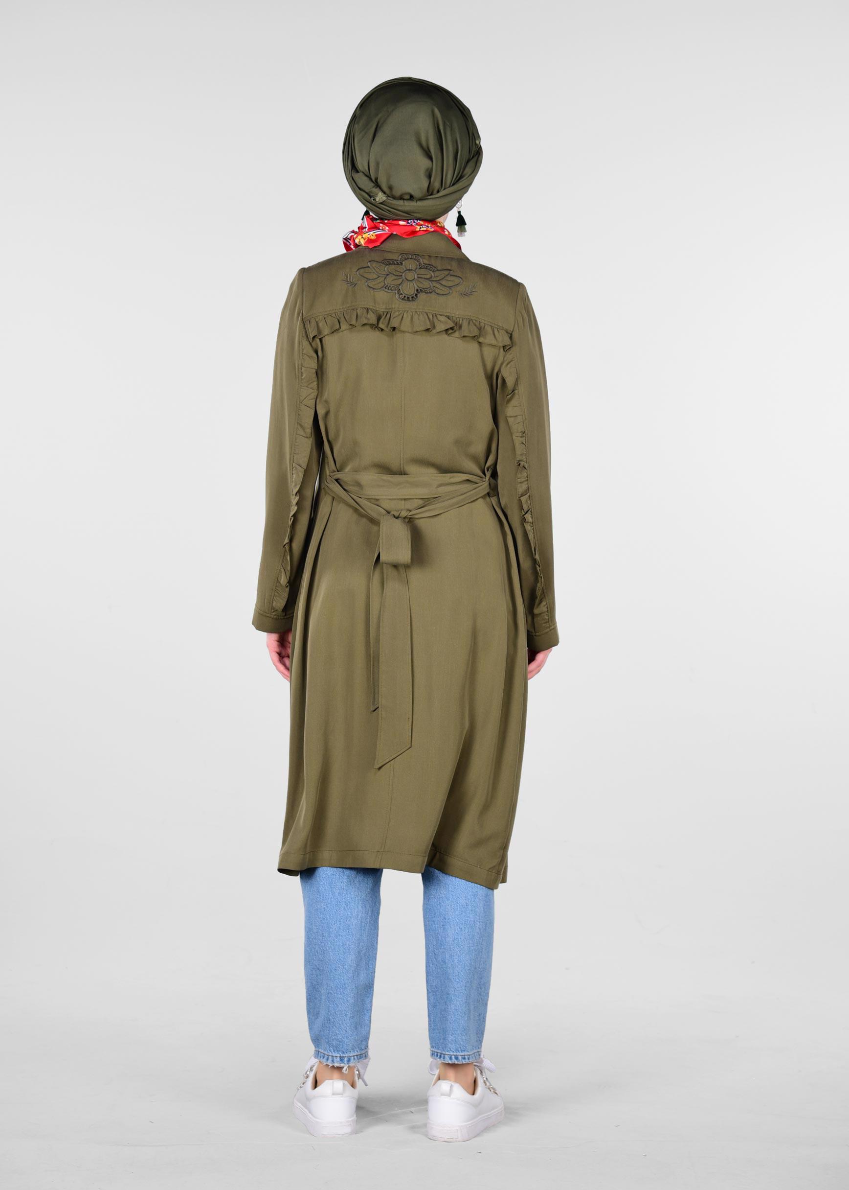 Tesettür giyim HAKİ SIRT DETAYLI DÜĞMELİ TRENÇKOT 1206