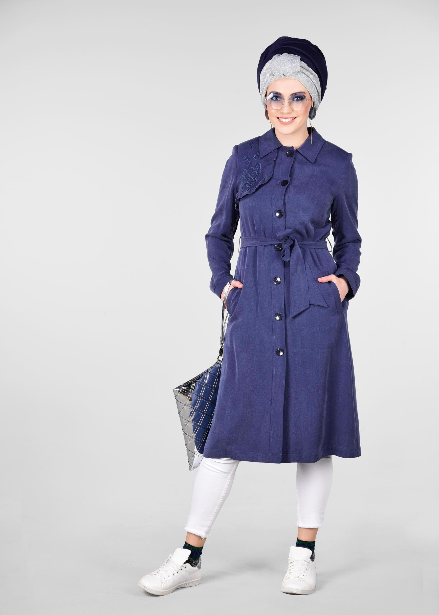 Tesettür giyim LACİVERT SIRT DETAYLI DÜĞMELİ TRENÇKOT 1206