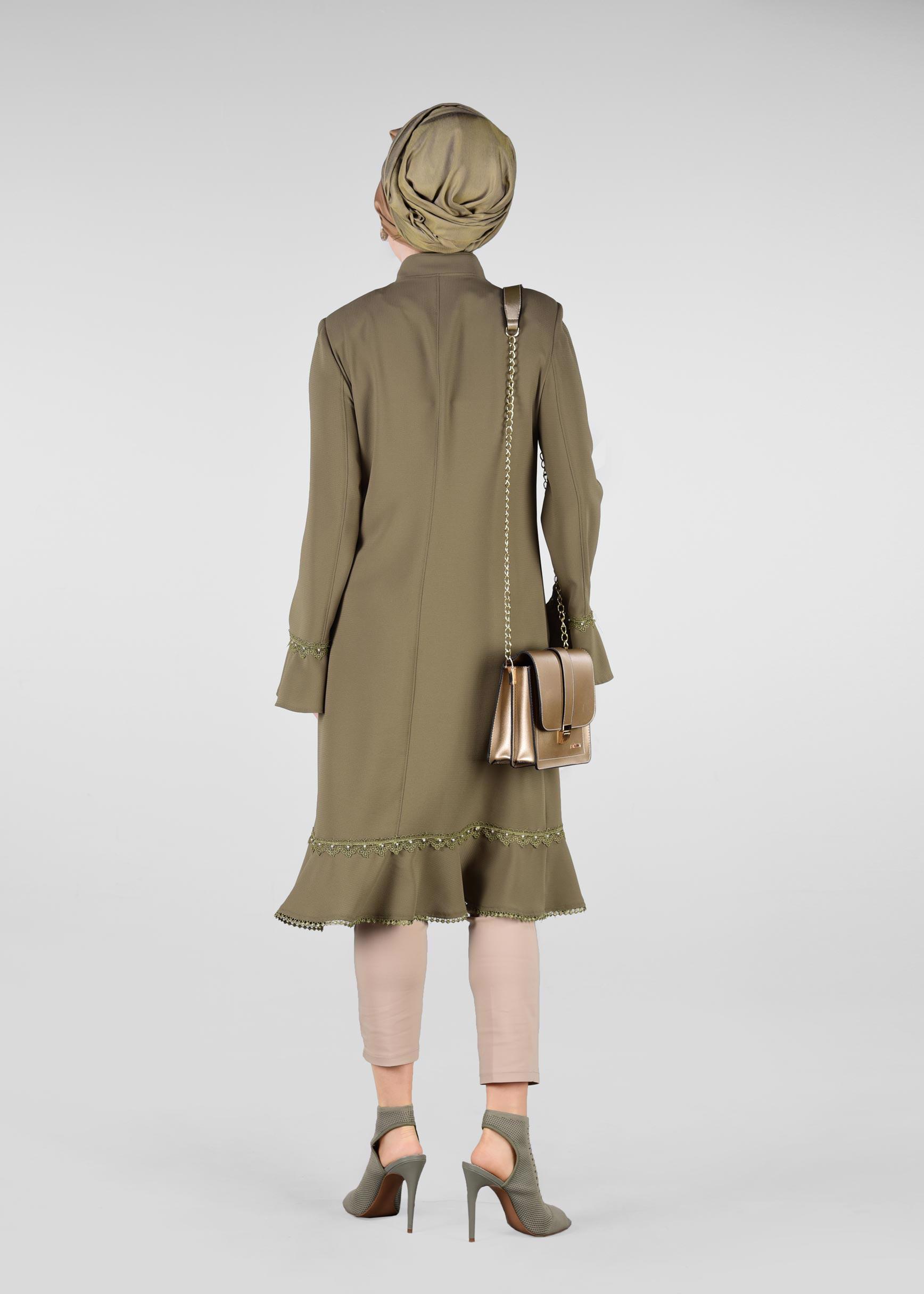 Tesettür giyim HAKİ VOLAN VE DANTEL DETAYLI TRENÇKOT 1210