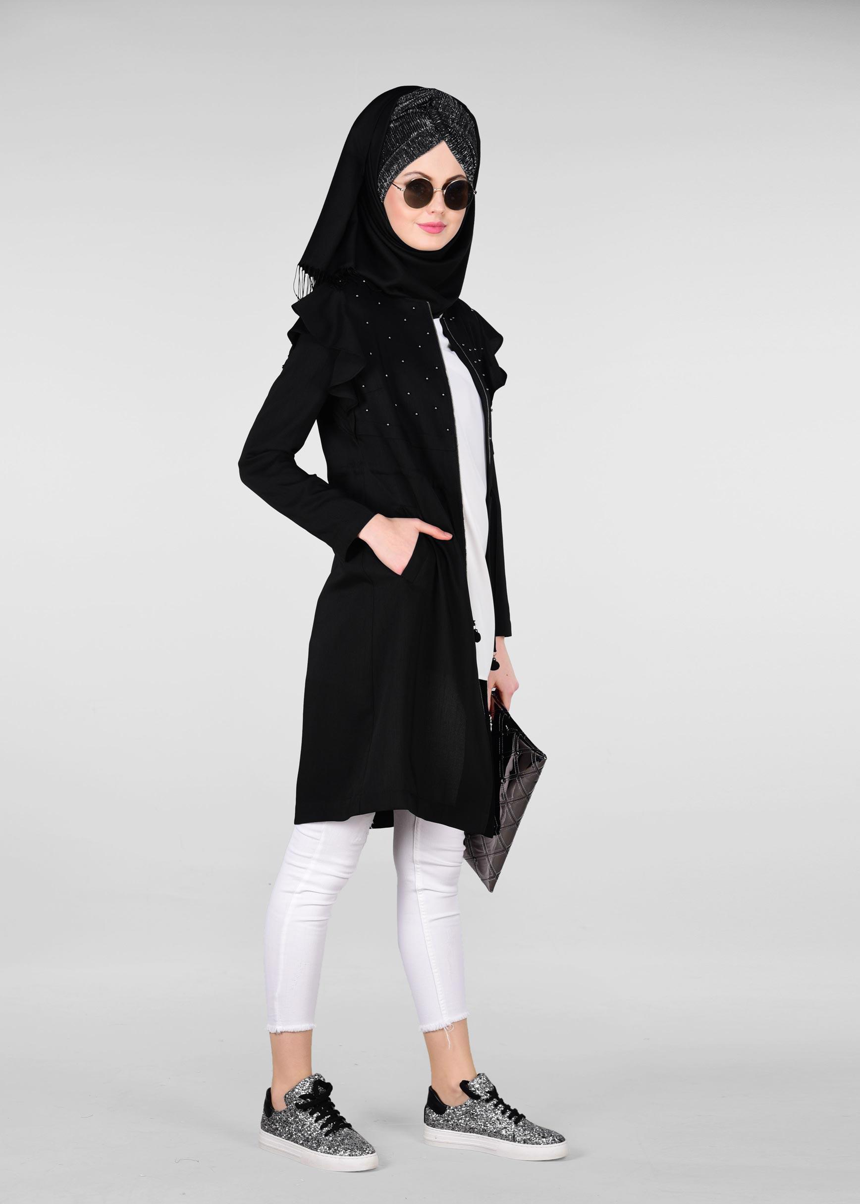 Tesettür giyim SİYAH OMUZLARI VOLANLI TRENÇKOT 1211