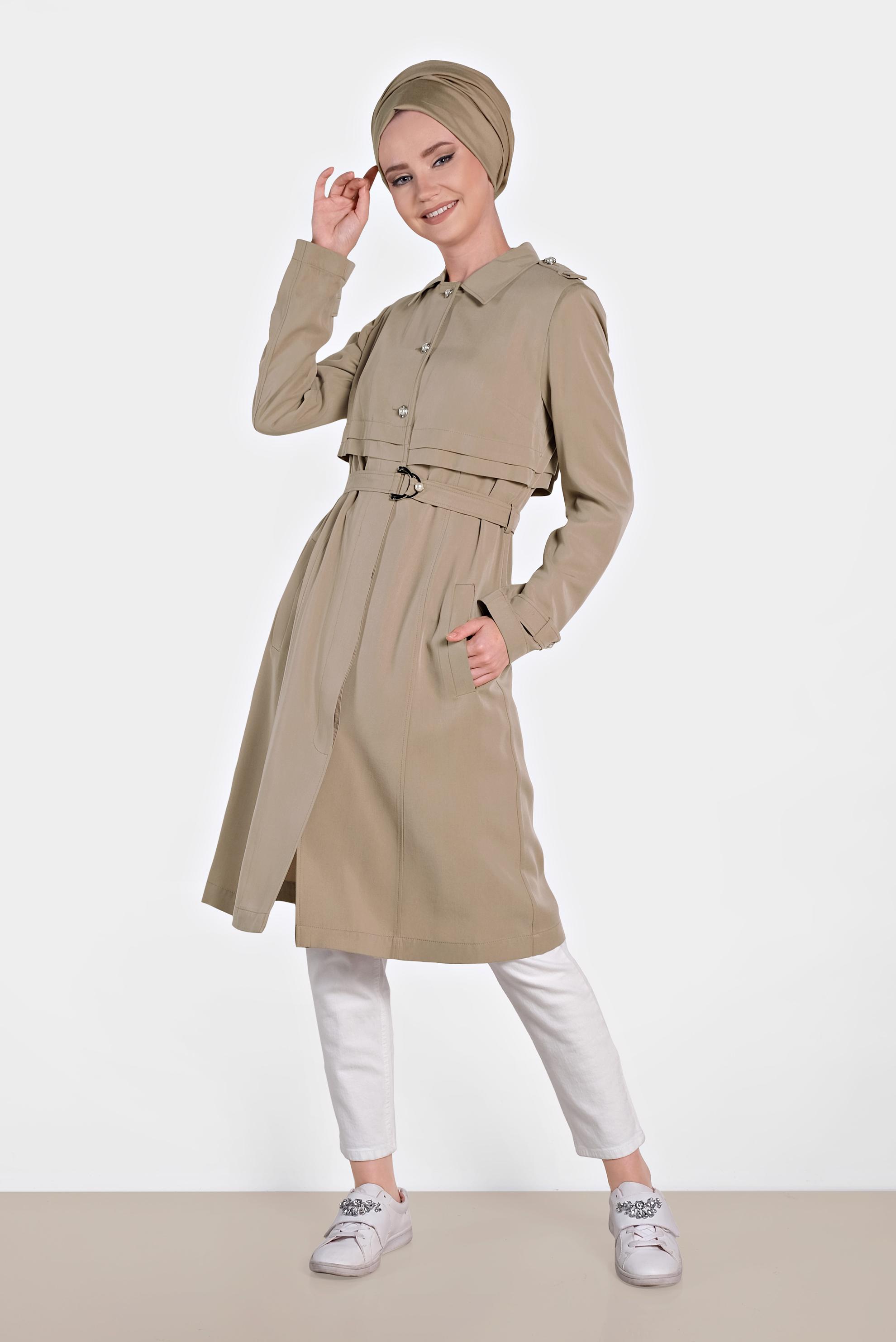 Tesettür giyim BEJ DÜĞMELİ VE KEMERLİ TENSEL TRENÇKOT 1224