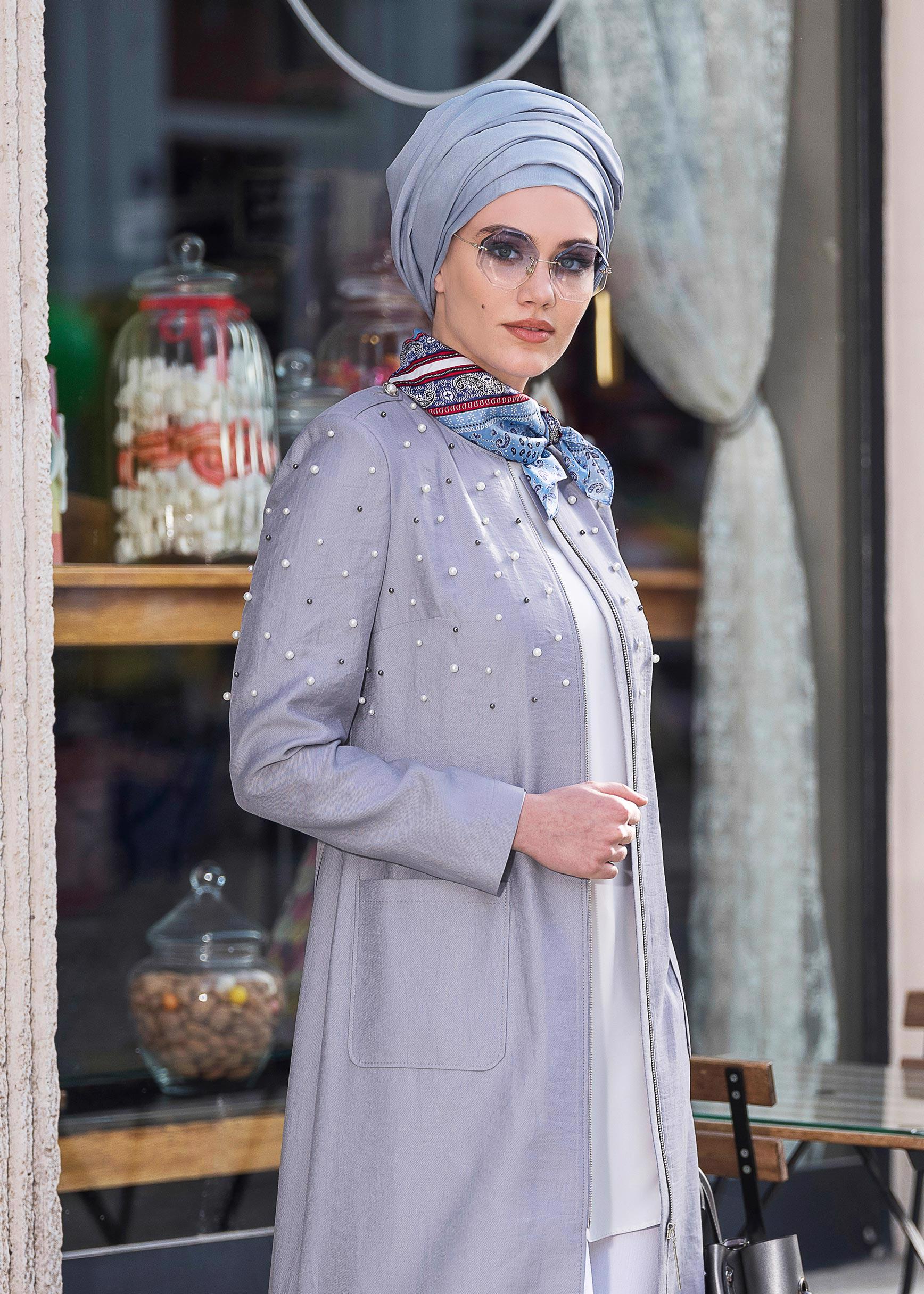 Tesettür giyim GRİ İNCİLİ FERMUARLI TRENÇKOT 1225