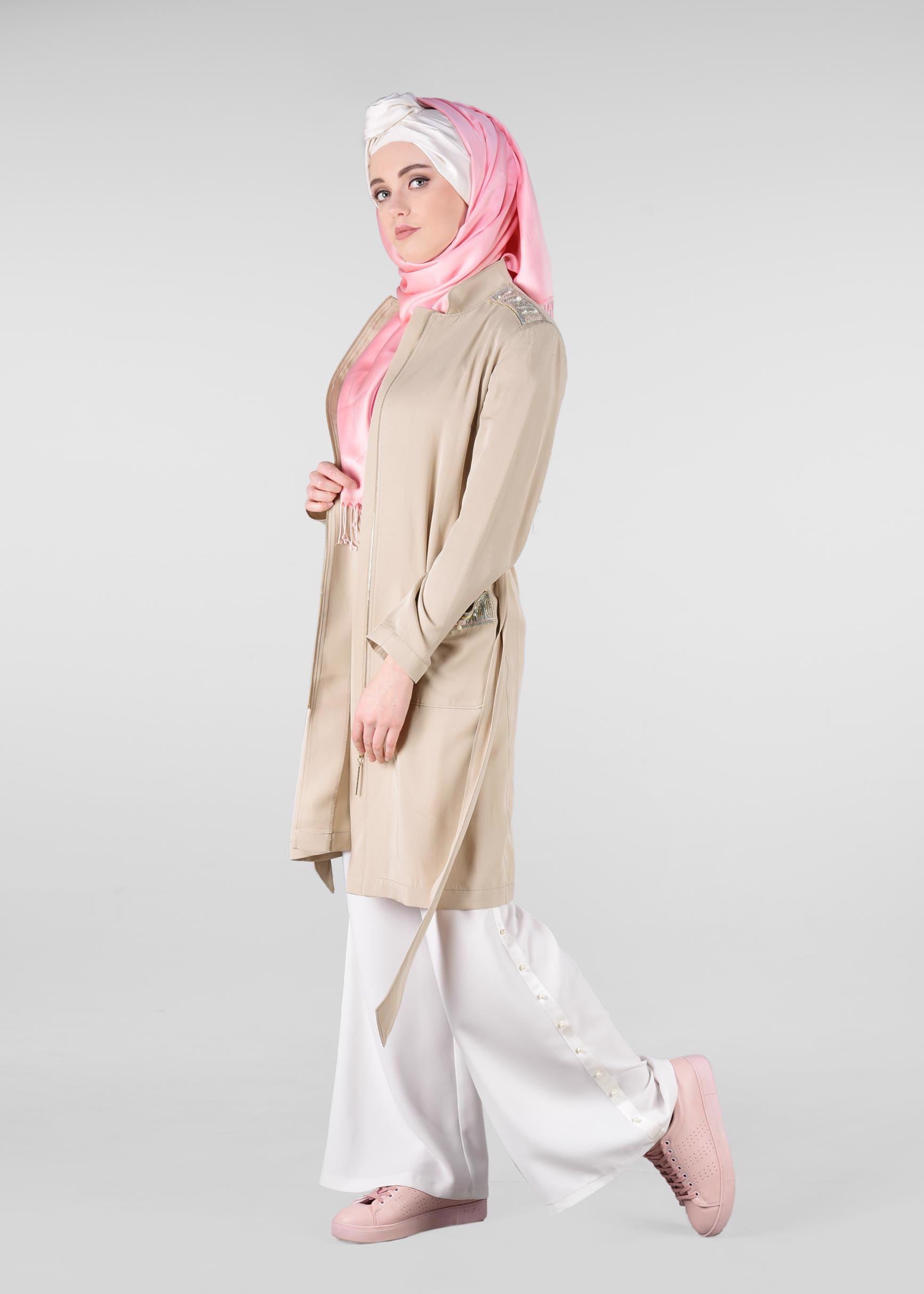 Tesettür giyim BEJ HAKİM YAKA FERMUARLI TRENÇKOT 1226