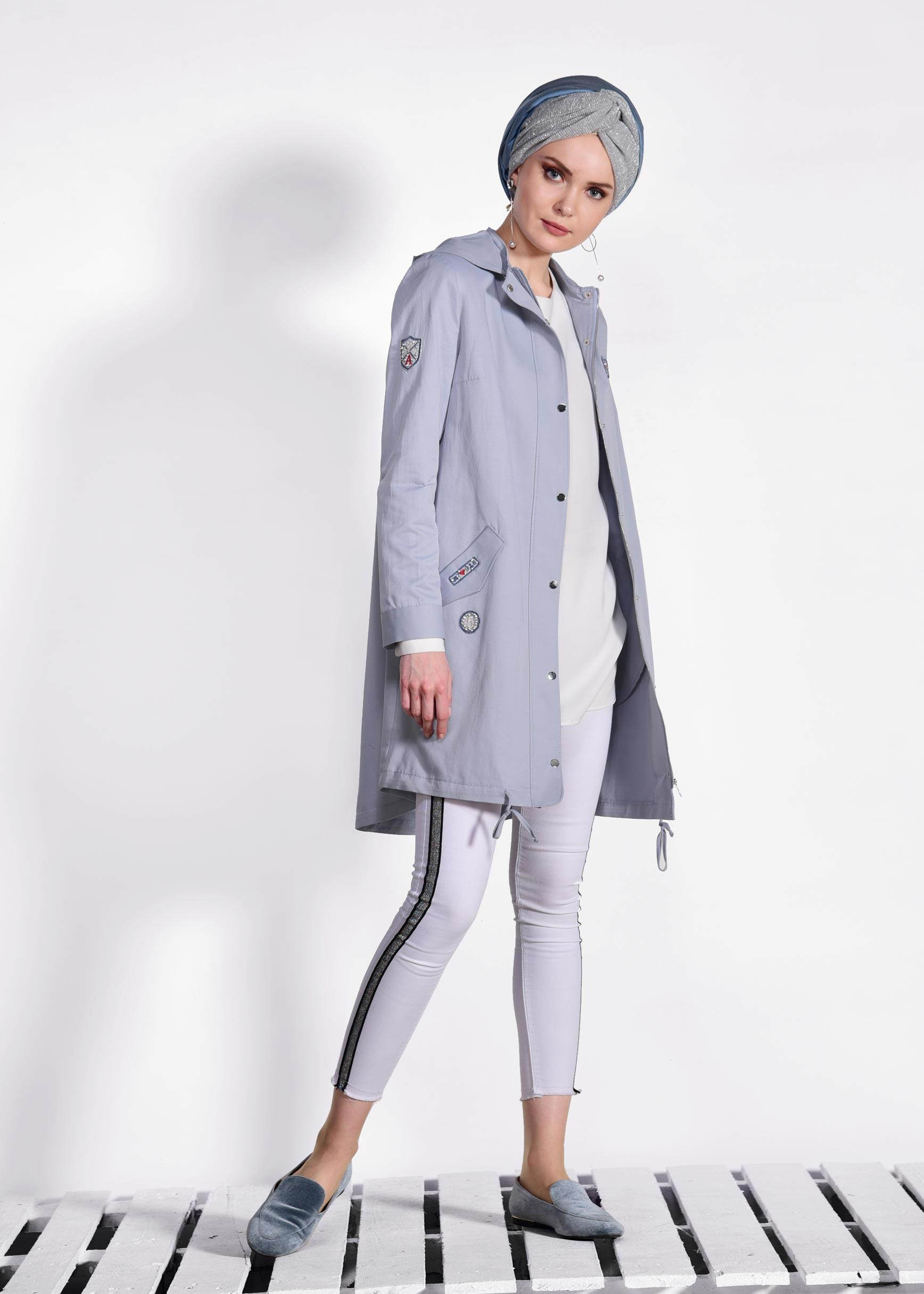 Tesettür giyim MAVİ ÇITÇIT VE CEPLİ TRENÇKOT 1271 