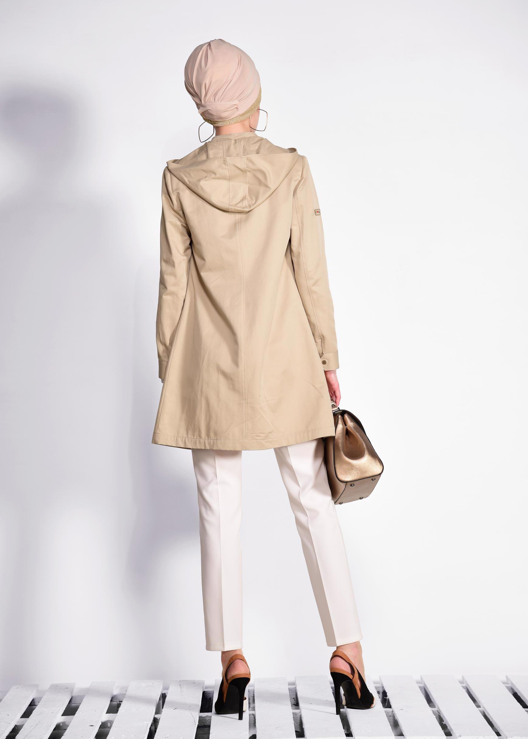 Tesettür giyim BEJ ÇITÇITLI KAPÜŞONLU TRENÇKOT 1273 