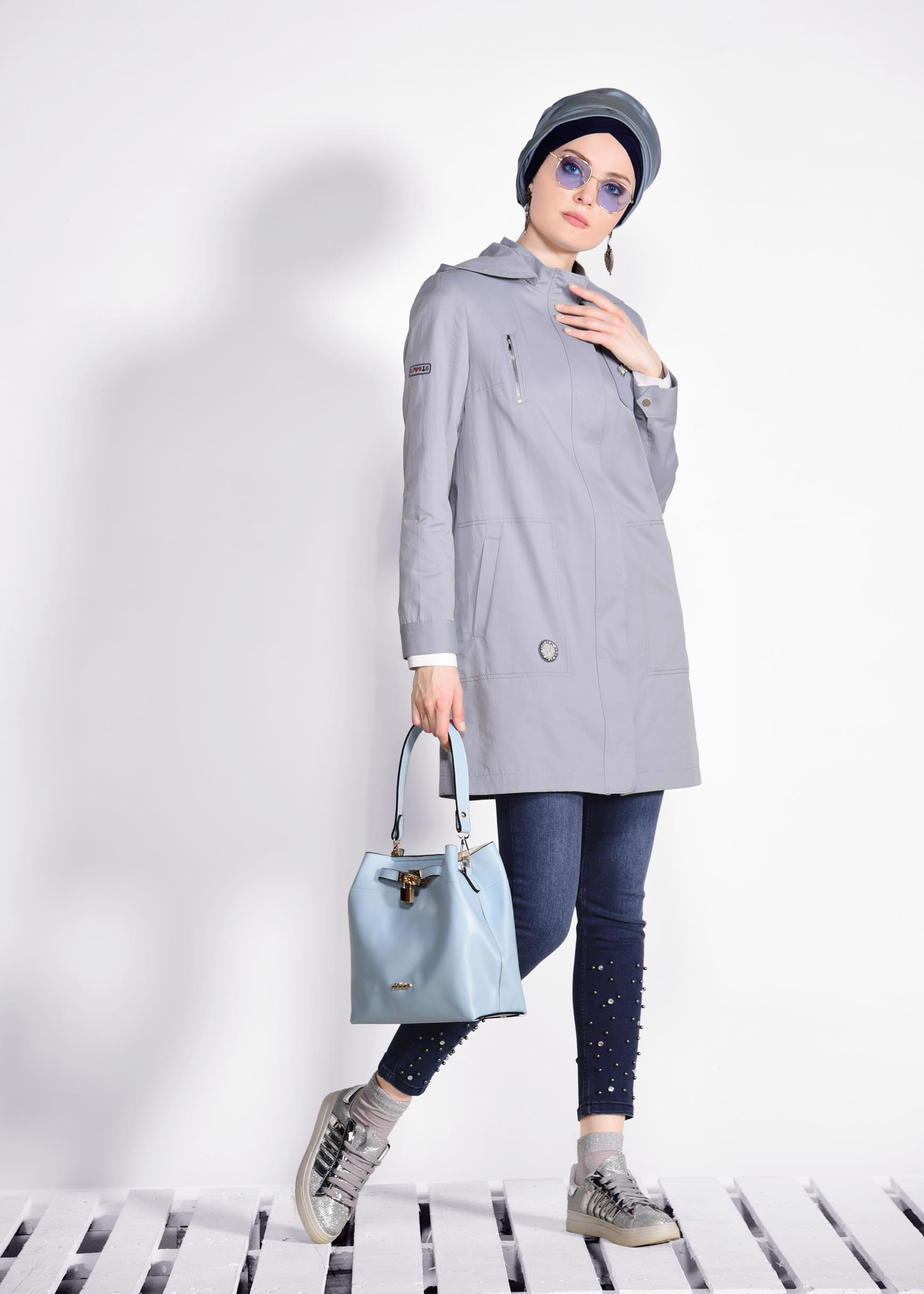 Tesettür giyim MAVİ ÇITÇITLI KAPÜŞONLU TRENÇKOT 1273 