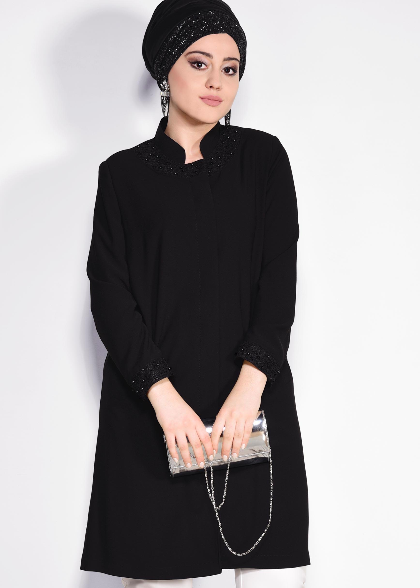 Tesettür giyim SİYAH MANŞET VE YAKASI GÜPÜR  İŞLEMELİ TRENÇKOT 1288 