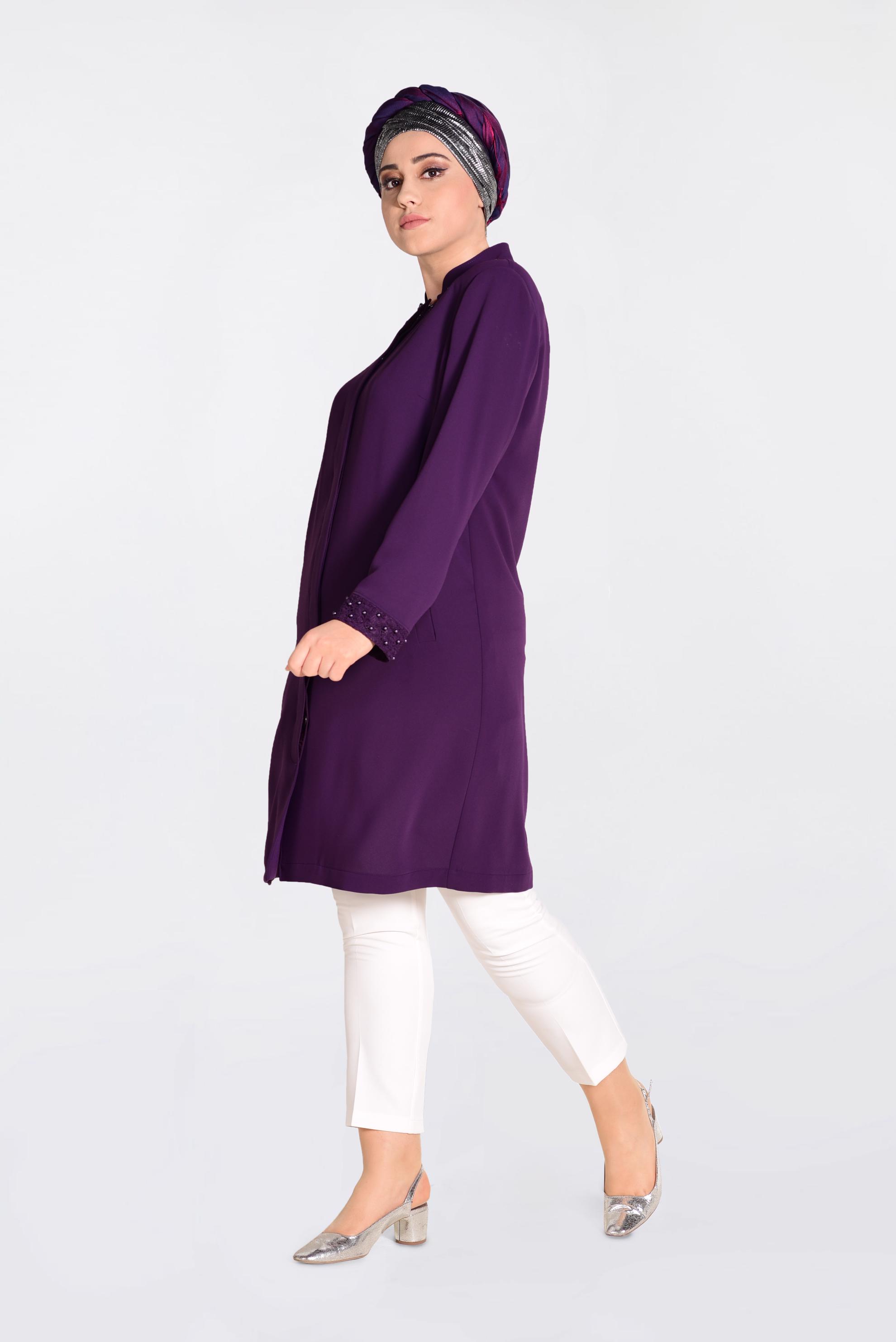Tesettür giyim MOR MANŞET VE YAKASI GÜPÜR  İŞLEMELİ TRENÇKOT 1288 