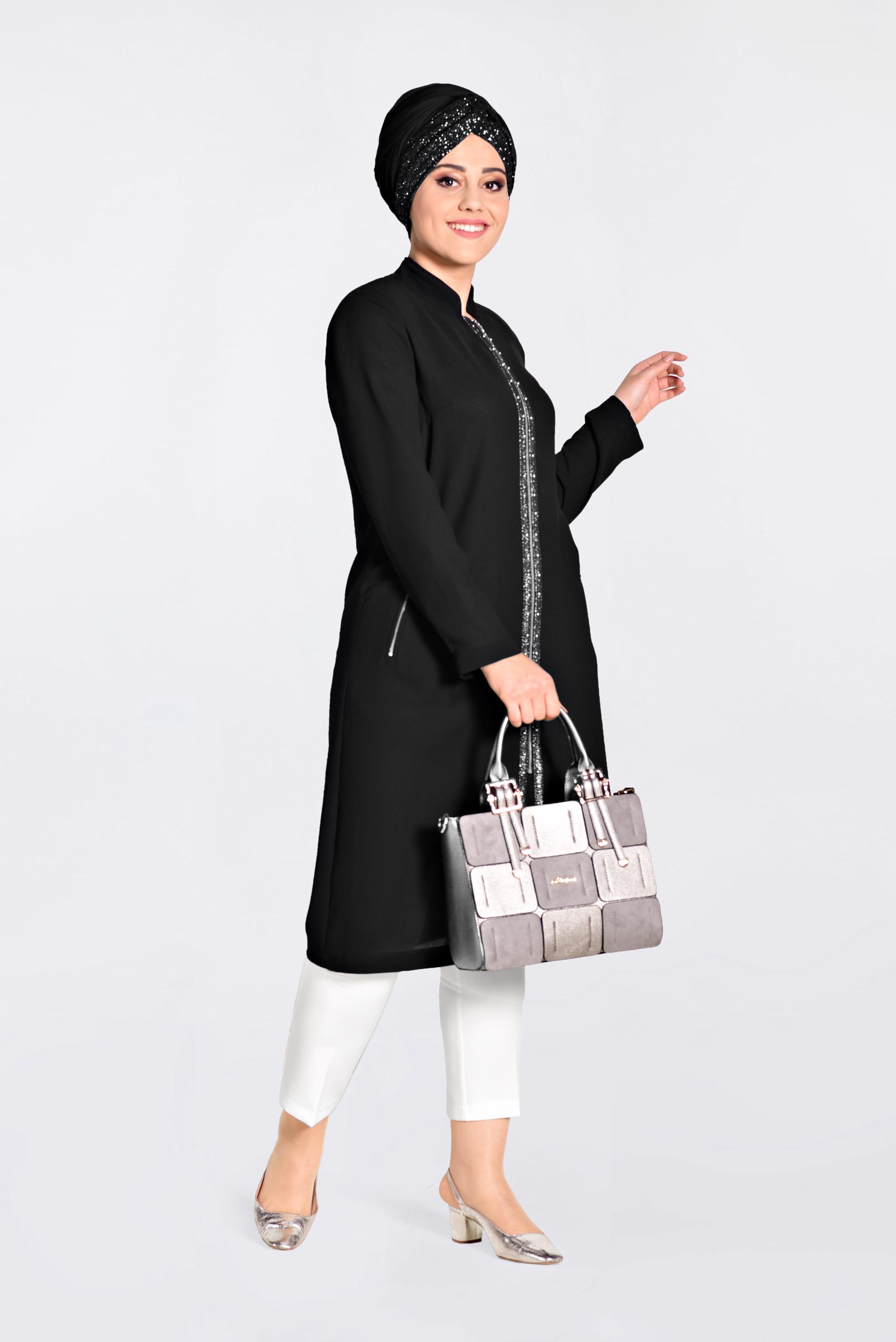 Vêtements hijab NOIR IMPERMÉABLE BRODÉ EN ORNER DE PERLES AVEC FERMETURE 1292