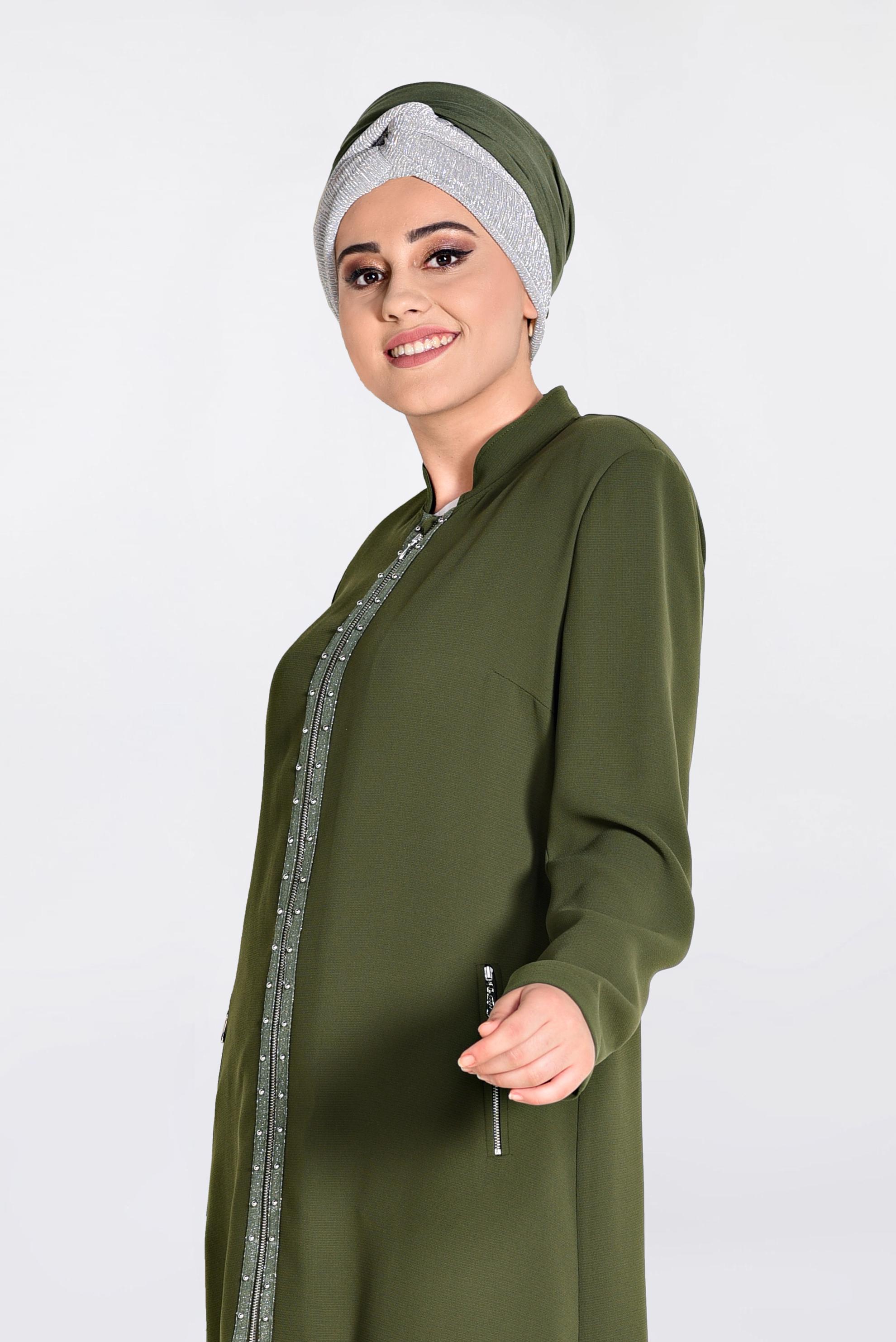 Vêtements hijab KAKI IMPERMÉABLE BRODÉ EN ORNER DE PERLES AVEC FERMETURE 1292