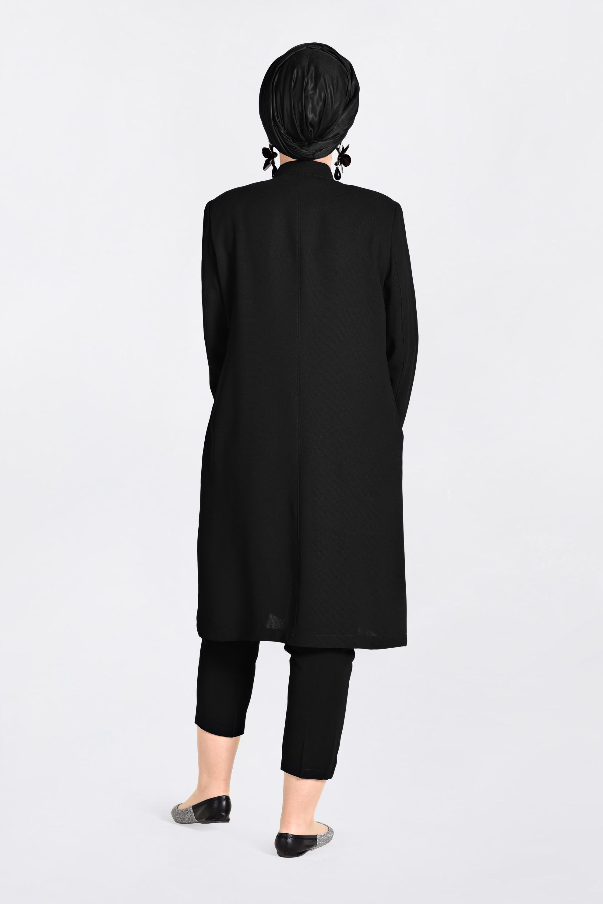 Tesettür giyim SİYAH BONCUK İŞLEMELİ ÖNDEN DÜĞMELİ TRENÇKOT 1293