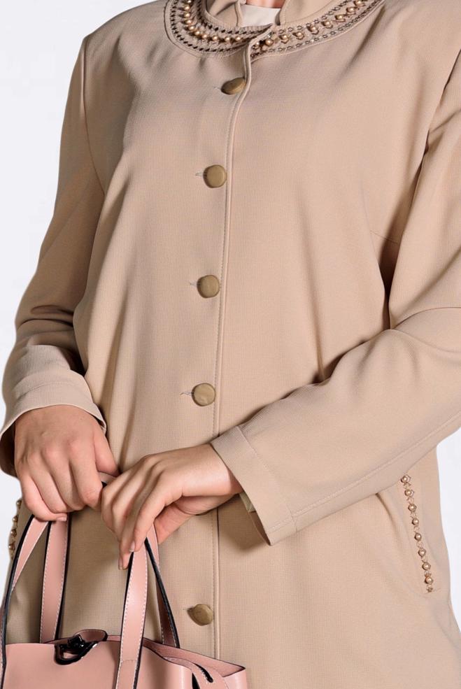 Vêtements hijab BEIGE IMPERMÉABLE À BOUTONÉ À ORNER DES PERLES 1293 - ALVİNA