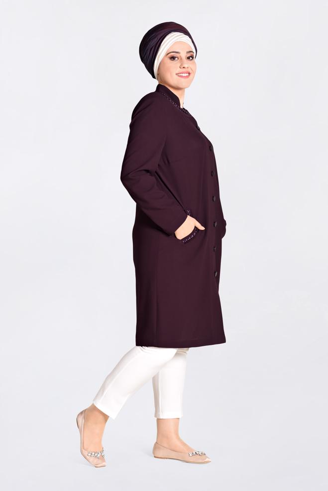 Tesettür giyim MÜRDÜM BONCUK İŞLEMELİ ÖNDEN DÜĞMELİ TRENÇKOT 1293 - ALVİNA