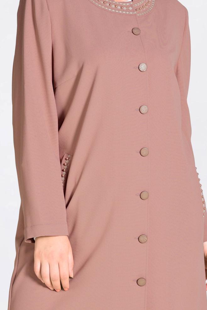 Tesettür giyim PUDRA BONCUK İŞLEMELİ ÖNDEN DÜĞMELİ TRENÇKOT 1293 - ALVİNA