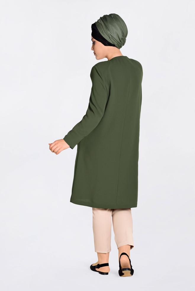 Tesettür giyim HAKİ TAŞ DÜĞMELİ BİYE DETAYLI TRENÇKOT 1294 - ALVİNA