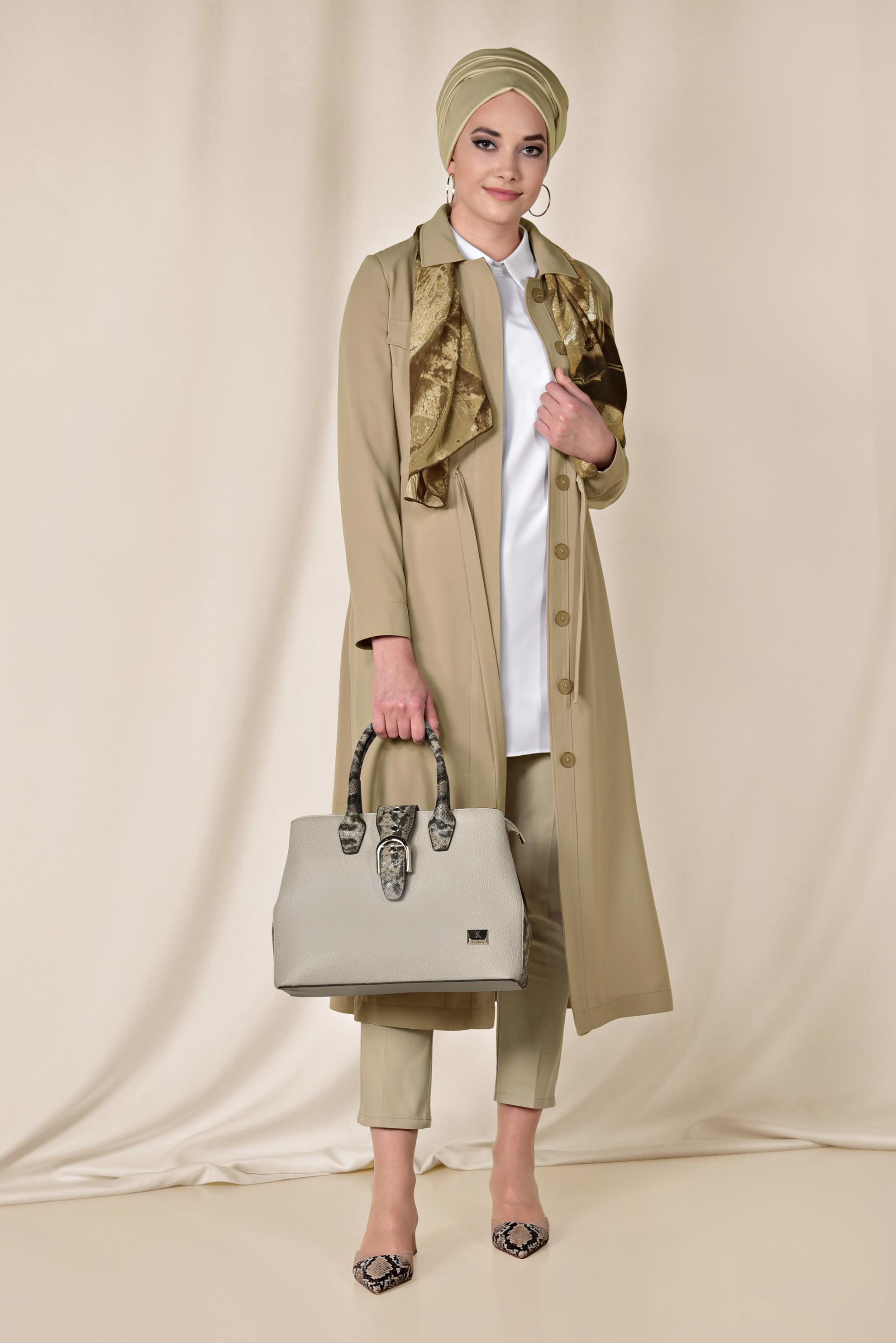 Tesettür giyim BEJ KUŞGÖZÜ DETAYLI DÜĞMELİ TRENÇKOT 1400