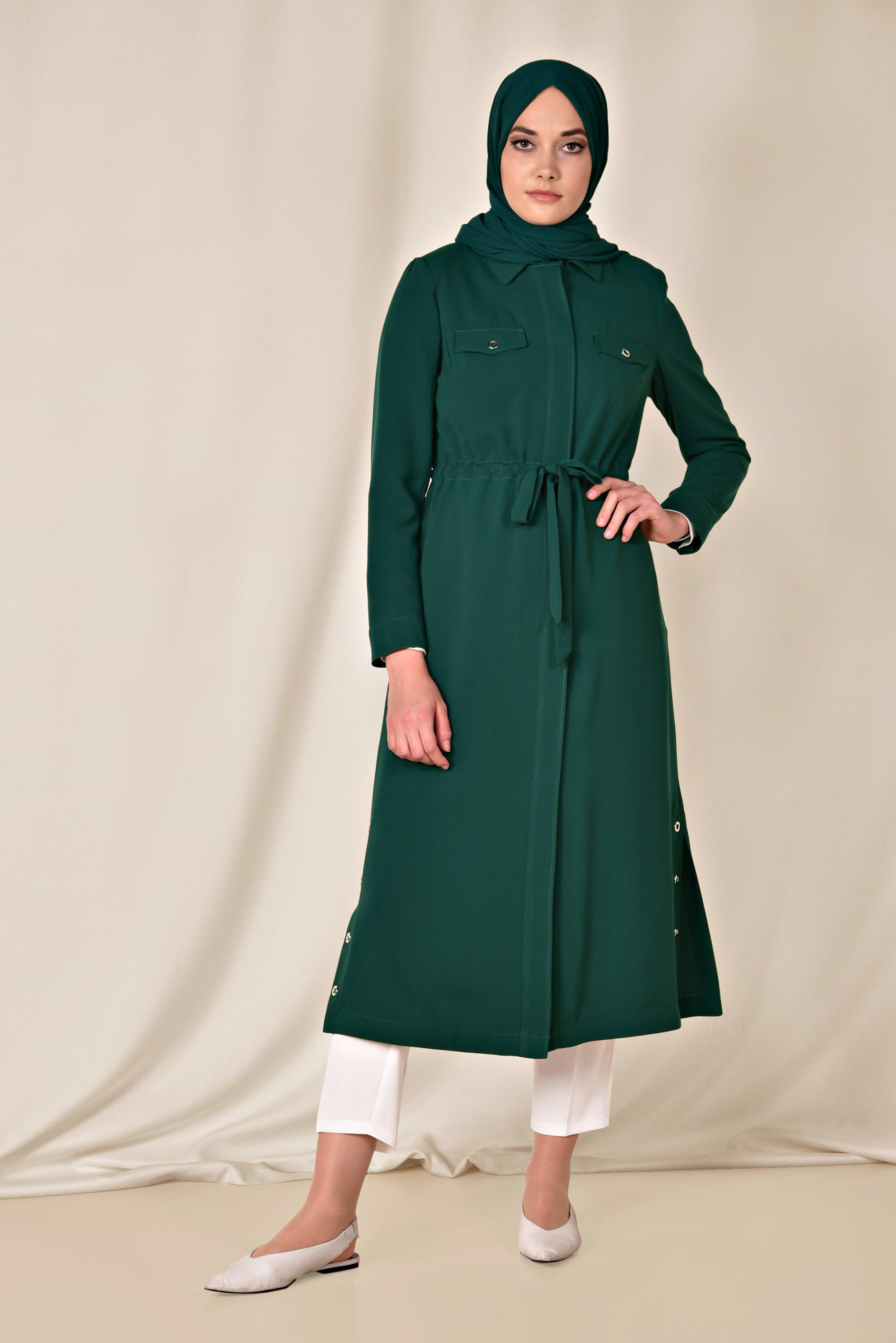 Tesettür giyim YEŞİL KUŞGÖZÜ DETAYLI DÜĞMELİ TRENÇKOT 1400