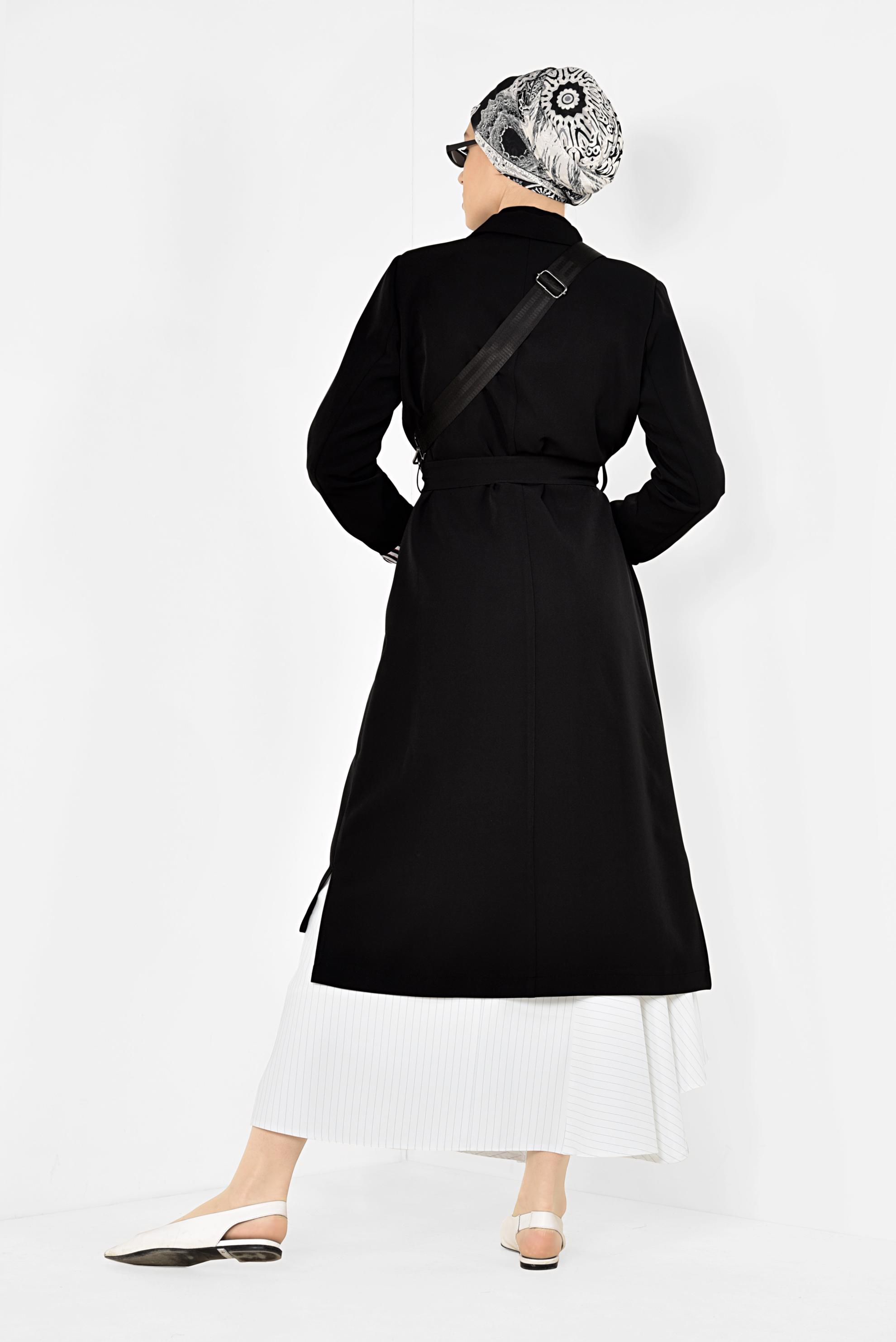 Tesettür giyim SİYAH ÇİZGİ DETAYLI BELİ KEMERLİ TRENÇKOT 1404