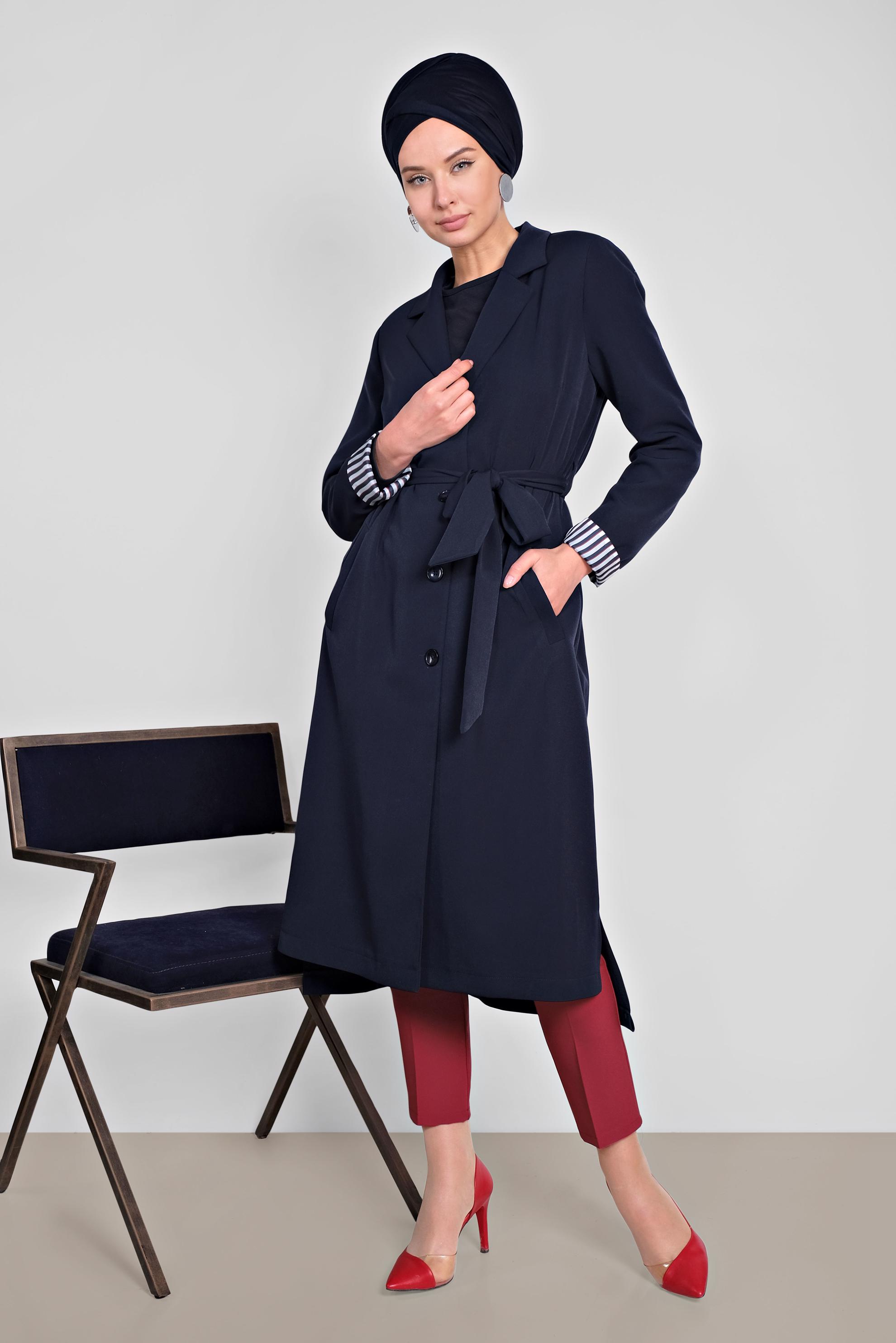Tesettür giyim LACİVERT ÇİZGİ DETAYLI BELİ KEMERLİ TRENÇKOT 1404