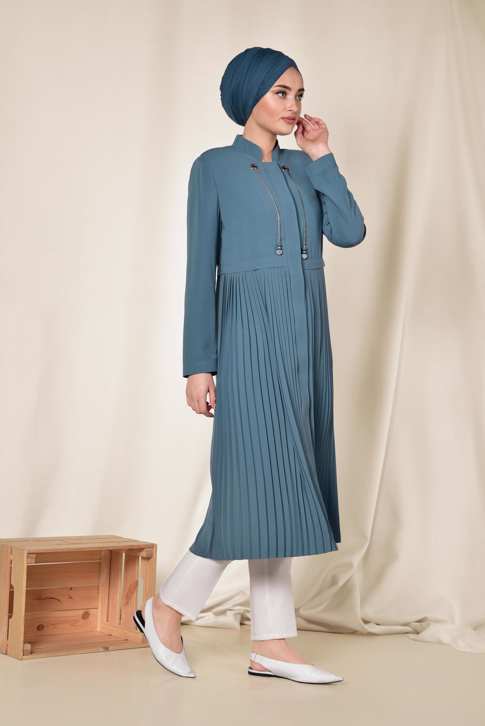 Tesettür giyim MAVİ GİZLİ DÜĞMELİ PİLİSELİ TRENÇKOT 1405