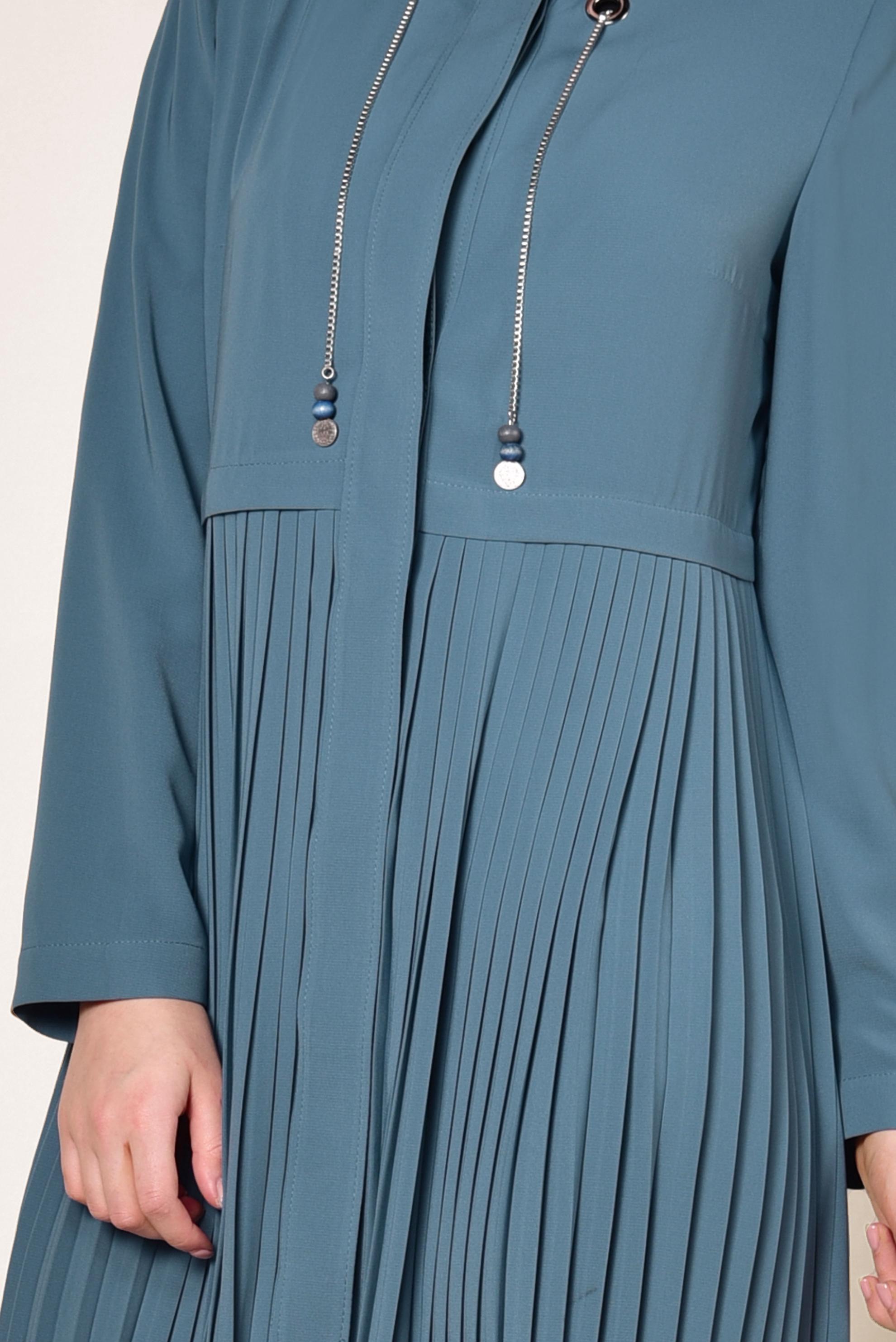 Tesettür giyim MAVİ GİZLİ DÜĞMELİ PİLİSELİ TRENÇKOT 1405