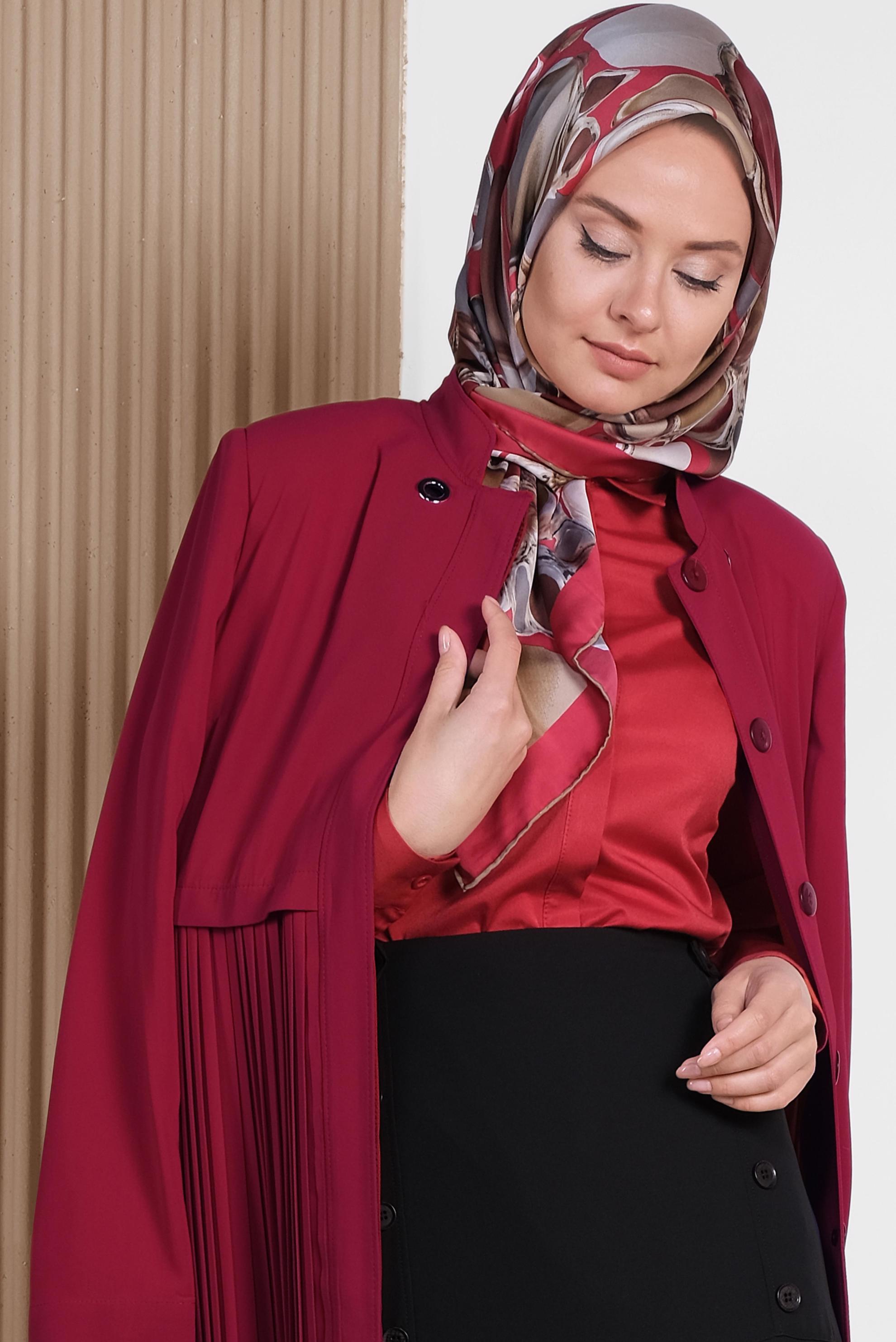 Tesettür giyim BORDO GİZLİ DÜĞMELİ PİLİSELİ TRENÇKOT 1405