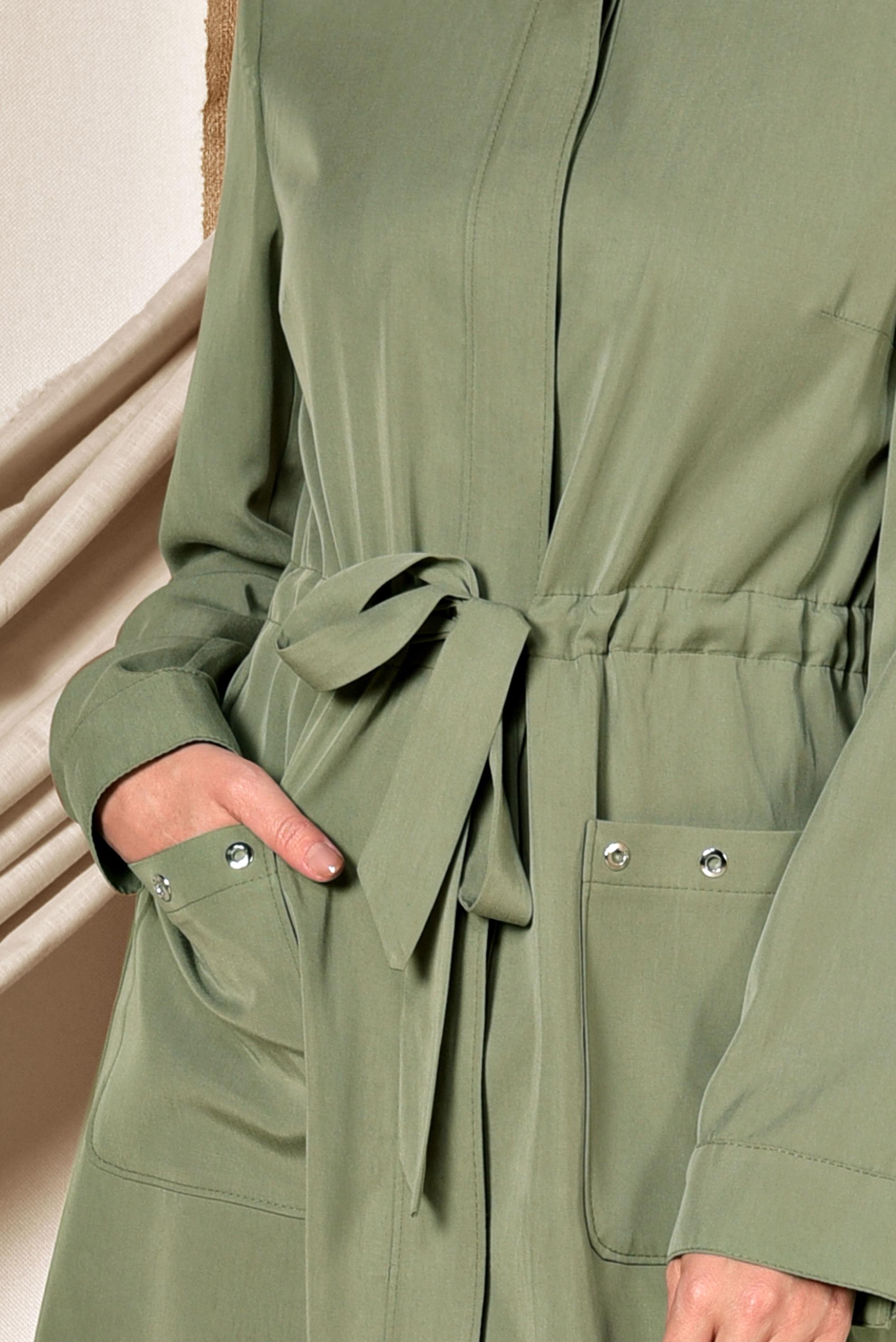 Tesettür giyim HAKİ ASİMETRİK KESİM DÜĞMELİ TRENÇKOT 1407