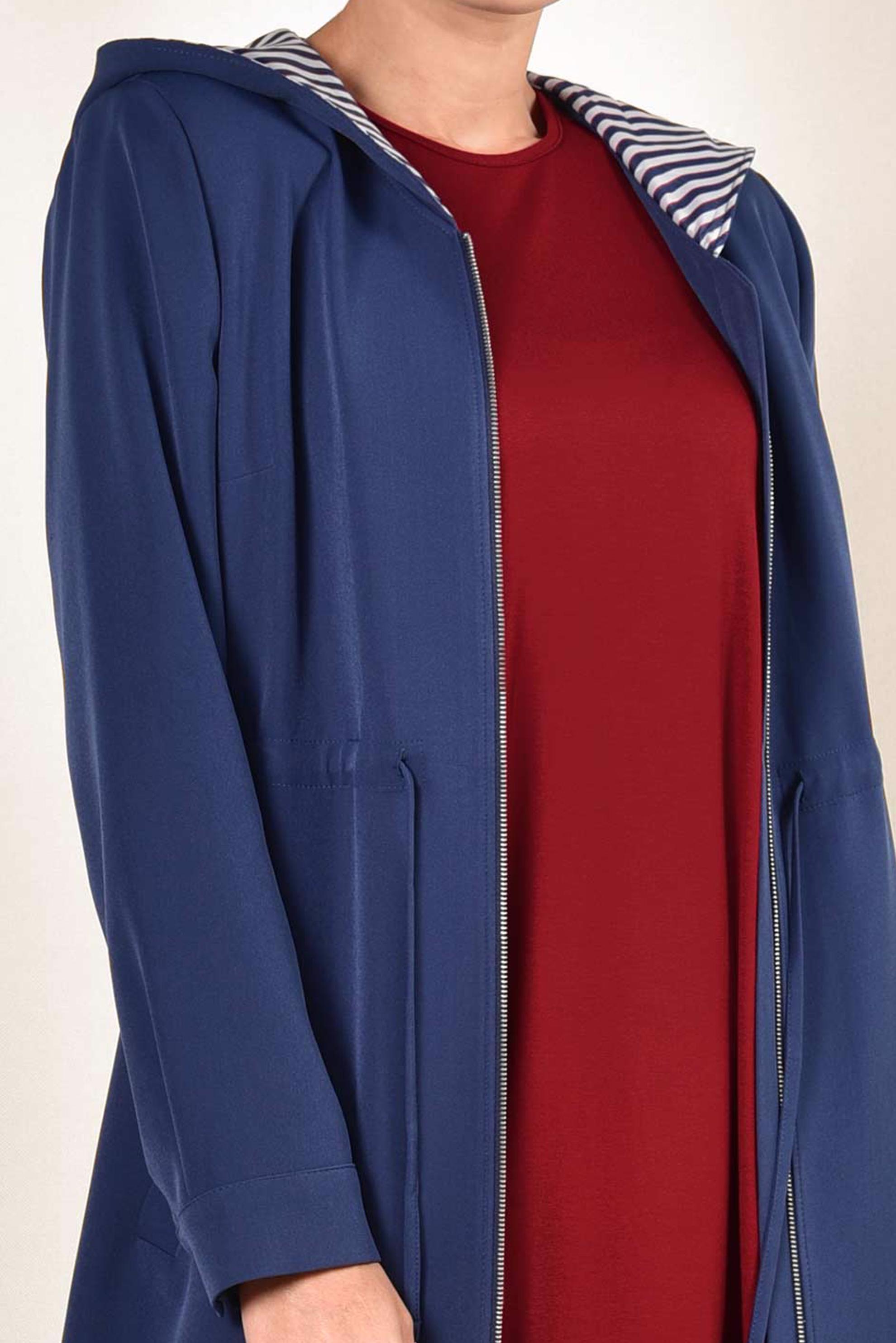 Tesettür giyim LACİVERT BELİ BÜZGÜLÜ KAPÜŞONLU TRENÇKOT 1410