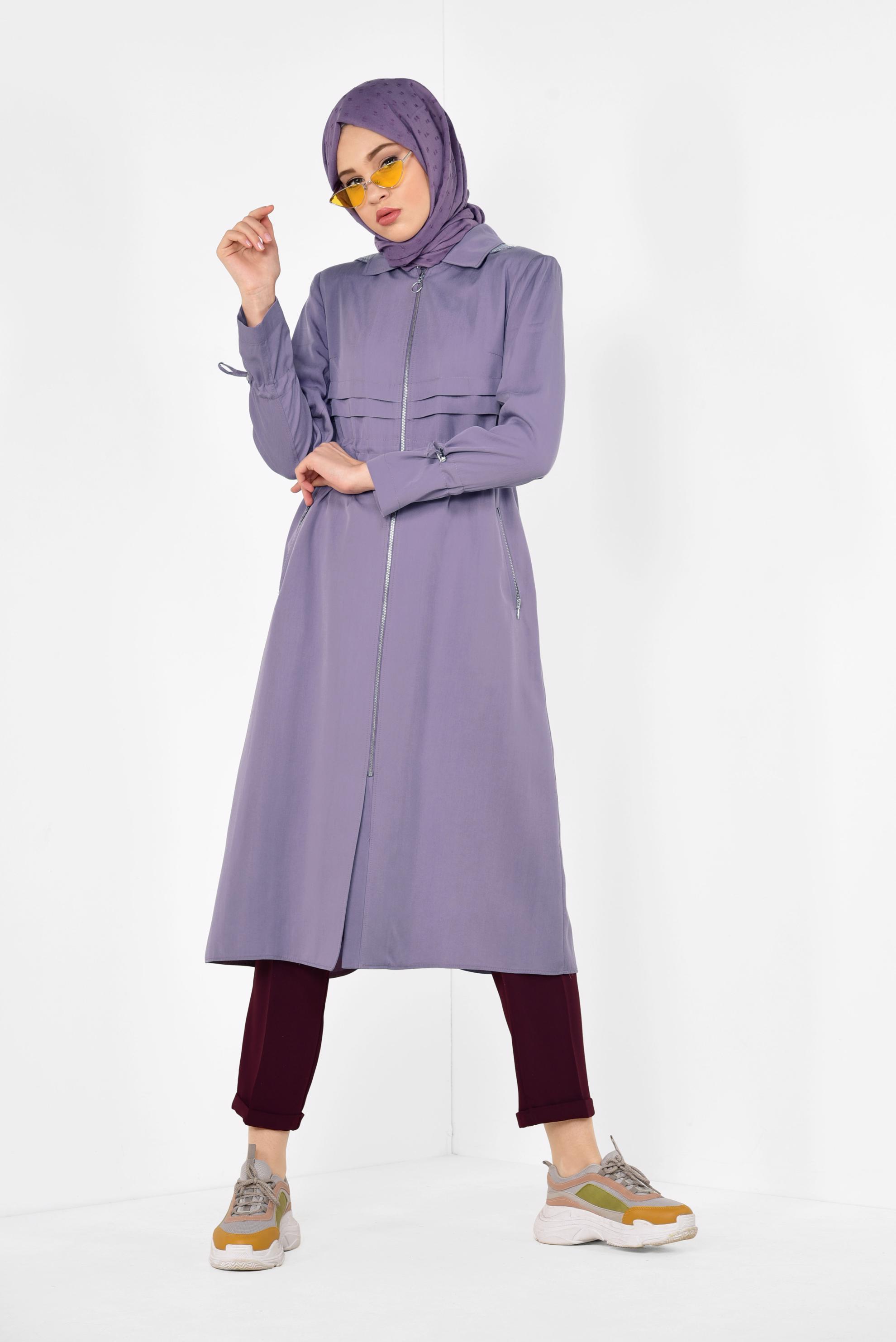 Tesettür giyim MOR BELİ BÜZGÜLÜ KAPÜŞONLU  BOYDAN FERMUARLI TRENÇKOT 1411