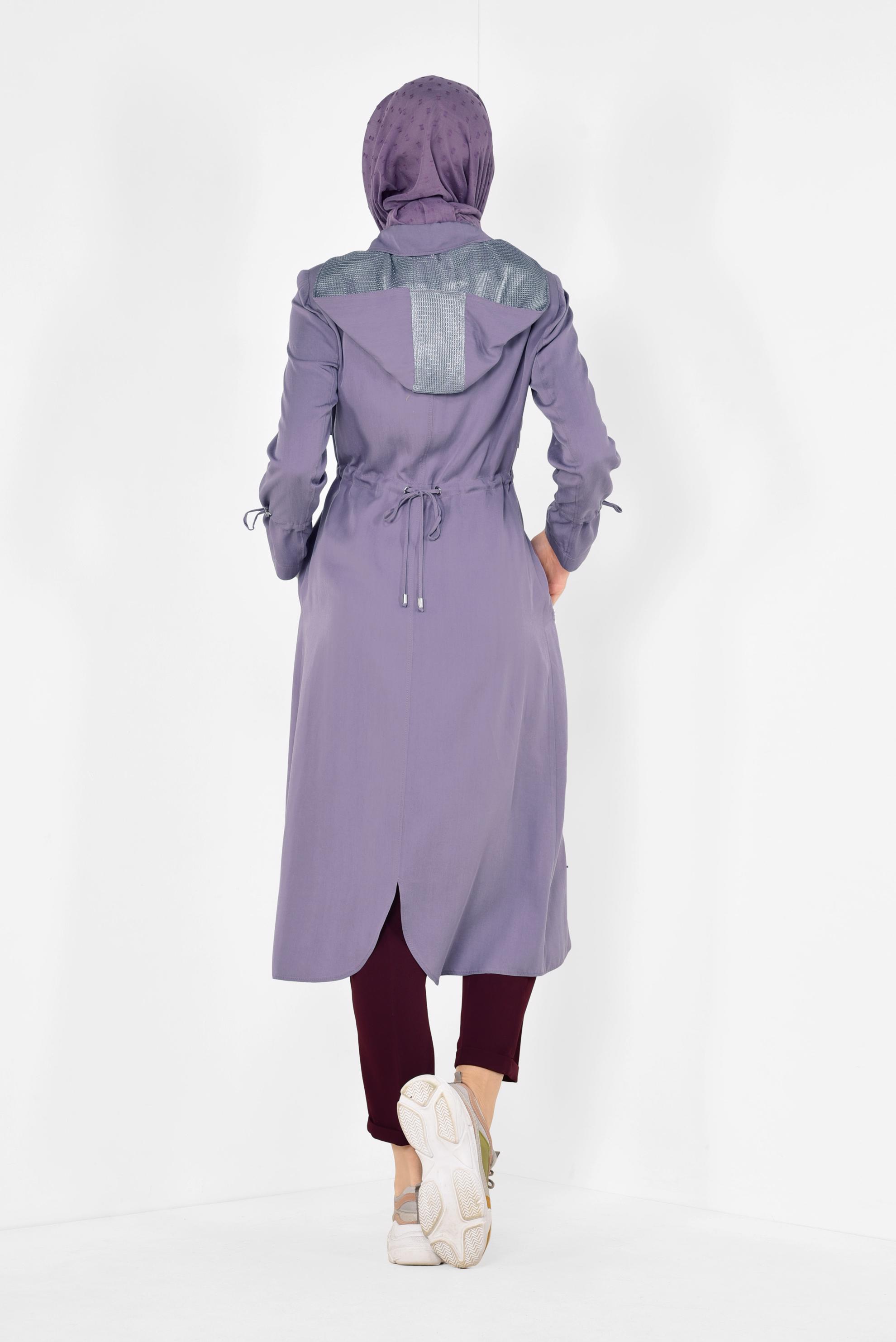 Tesettür giyim MOR BELİ BÜZGÜLÜ KAPÜŞONLU  BOYDAN FERMUARLI TRENÇKOT 1411