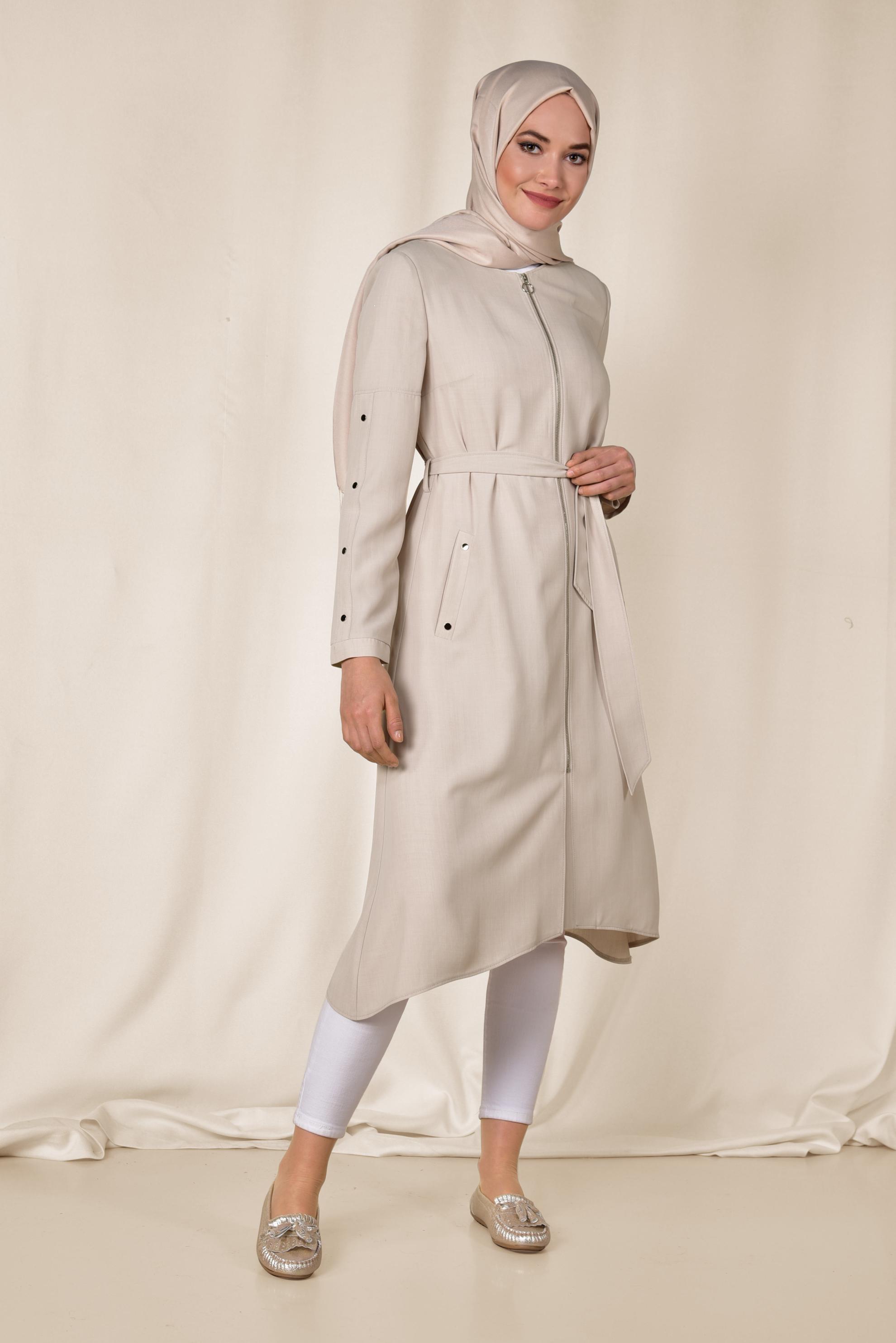 Tesettür giyim BEJ BELİ KUŞAKLI FERMUARLI TRENÇKOT 1412
