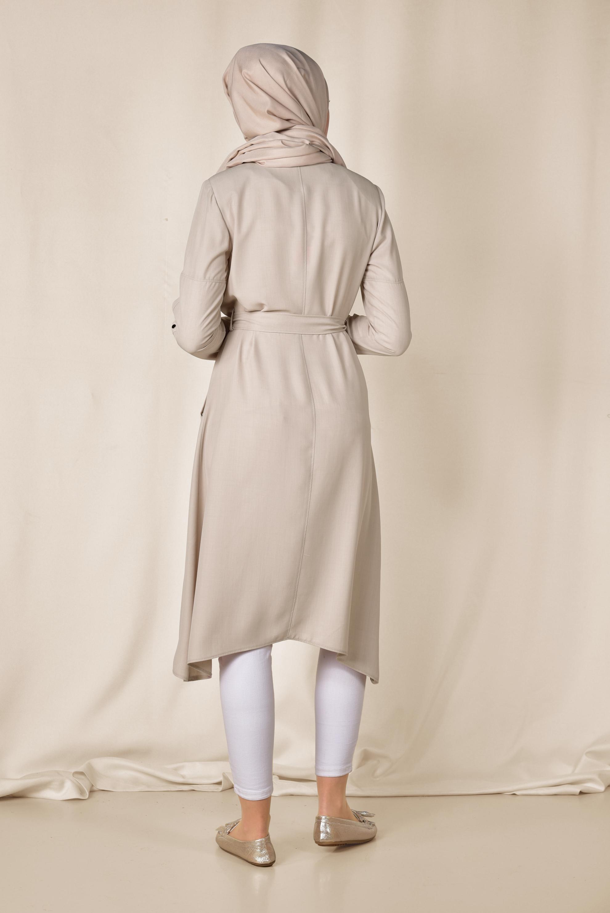 Tesettür giyim BEJ BELİ KUŞAKLI FERMUARLI TRENÇKOT 1412