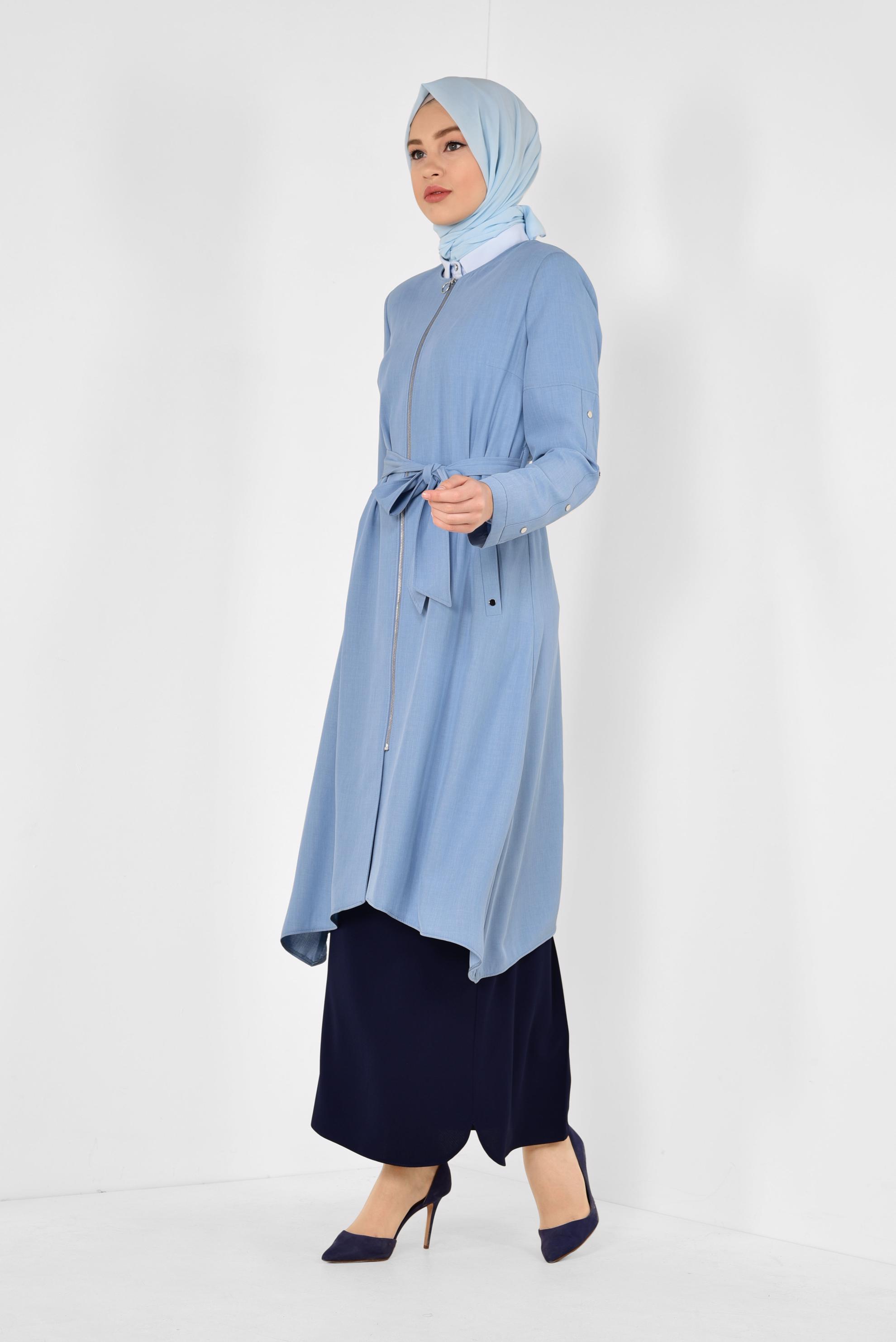 Tesettür giyim MAVİ BELİ KUŞAKLI FERMUARLI TRENÇKOT 1412
